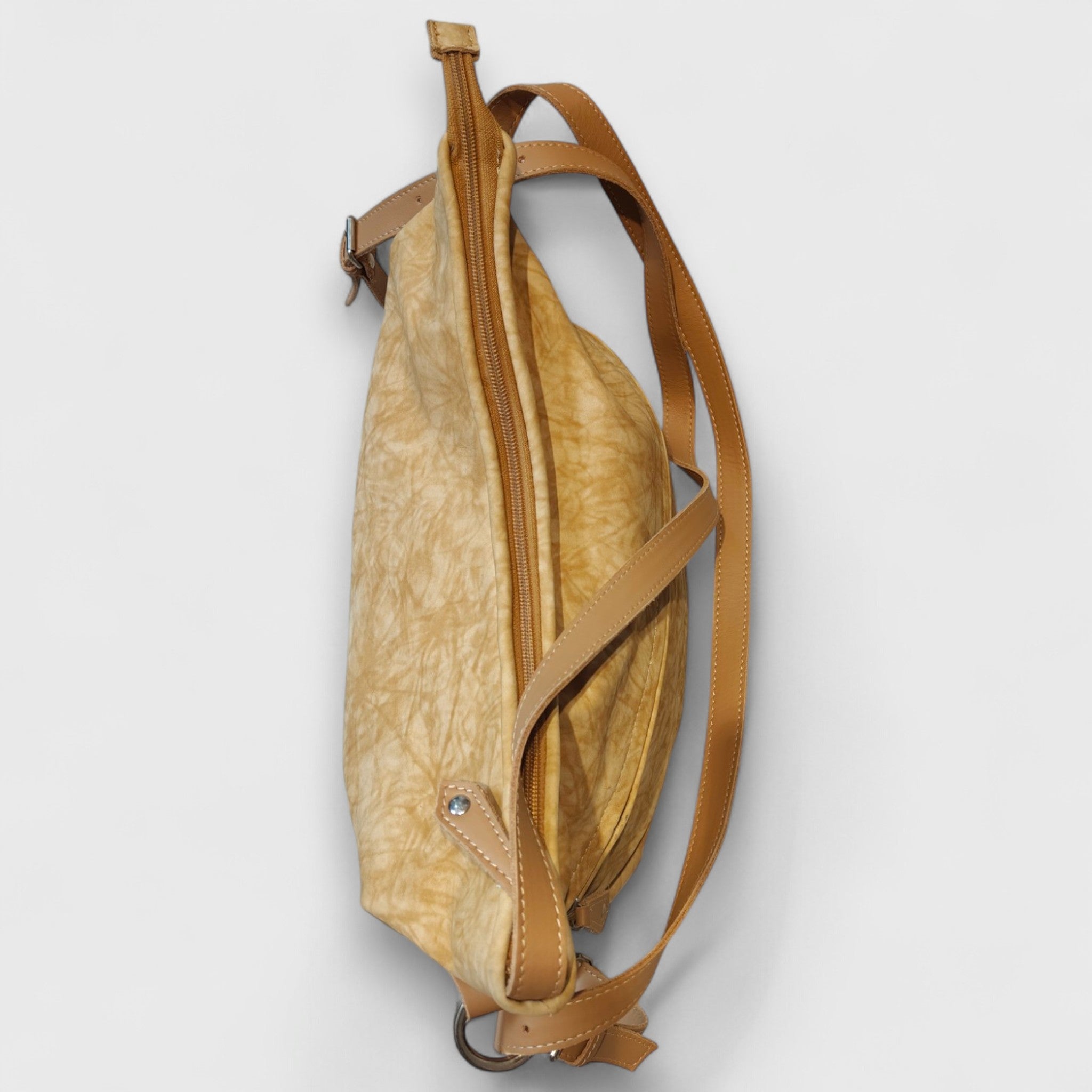 Pelletteria Pelle Nuda Milano, Artigianato Italiano, Vera pelle, Borse donna, Borsa zaino giallo