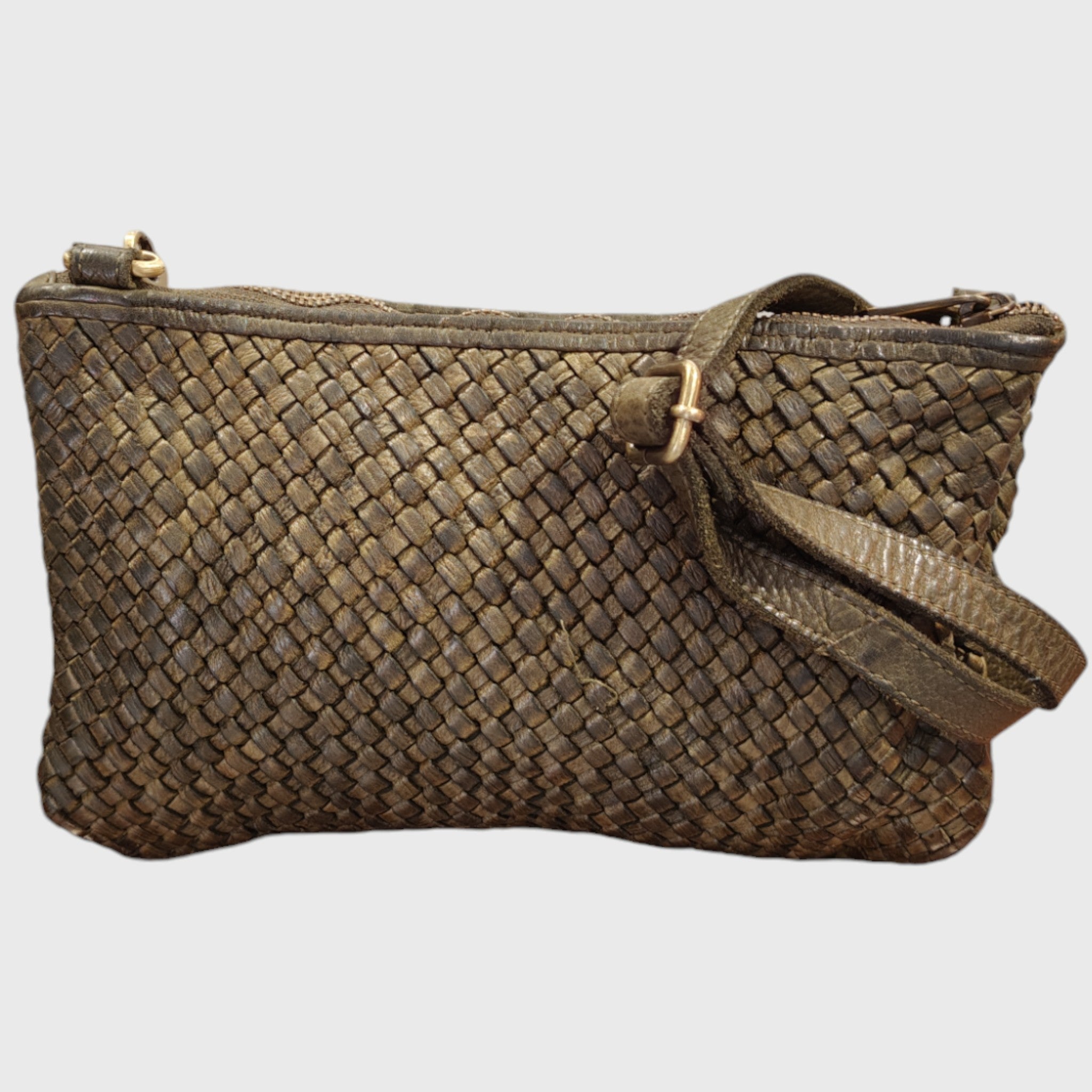 Pelletteria Pelle Nuda Milano, Artigianato italiano, vera pelle, borsa donna, tracolla intrecciata verde