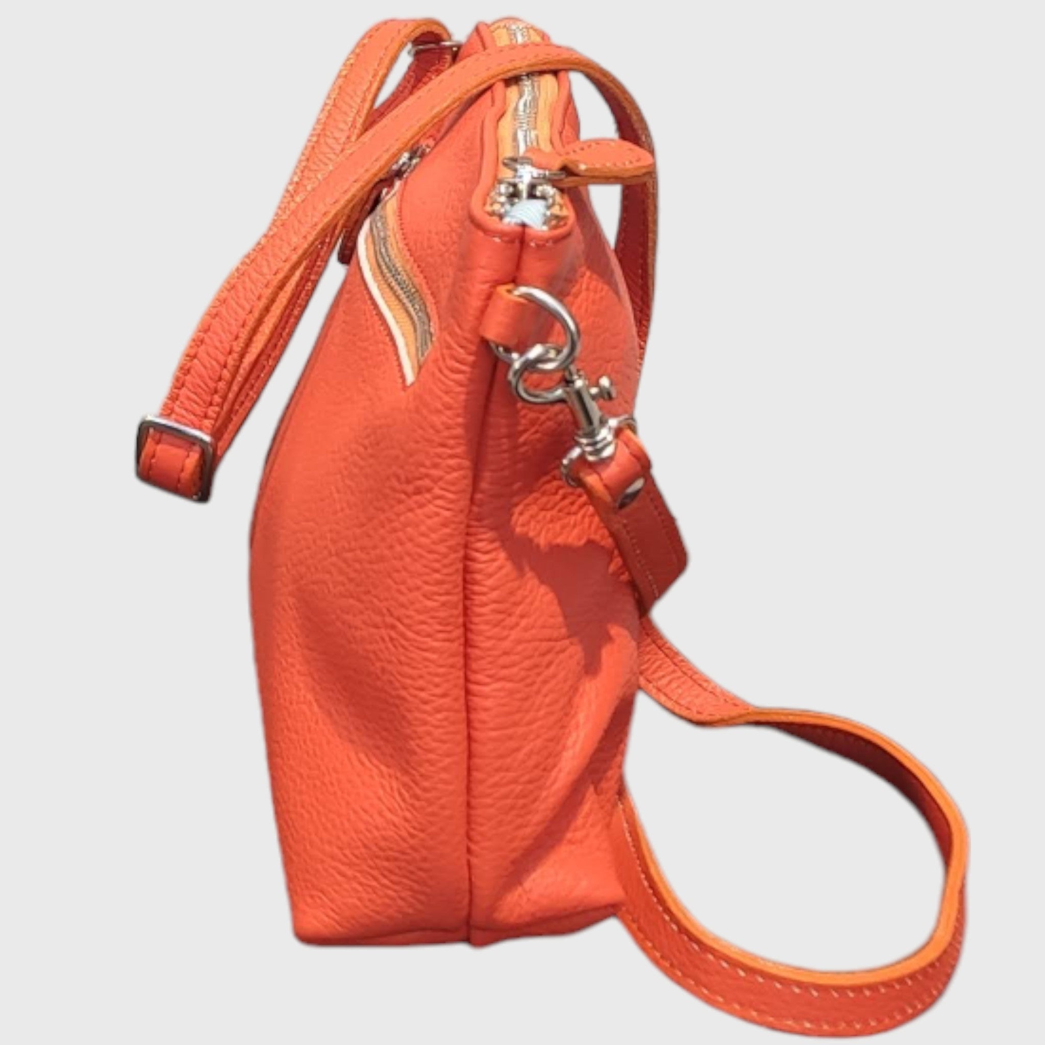 Pelletteria Pelle Nuda Milano, Artigianato italiano, vera pelle, borsa donna, tracolla Martina arancione