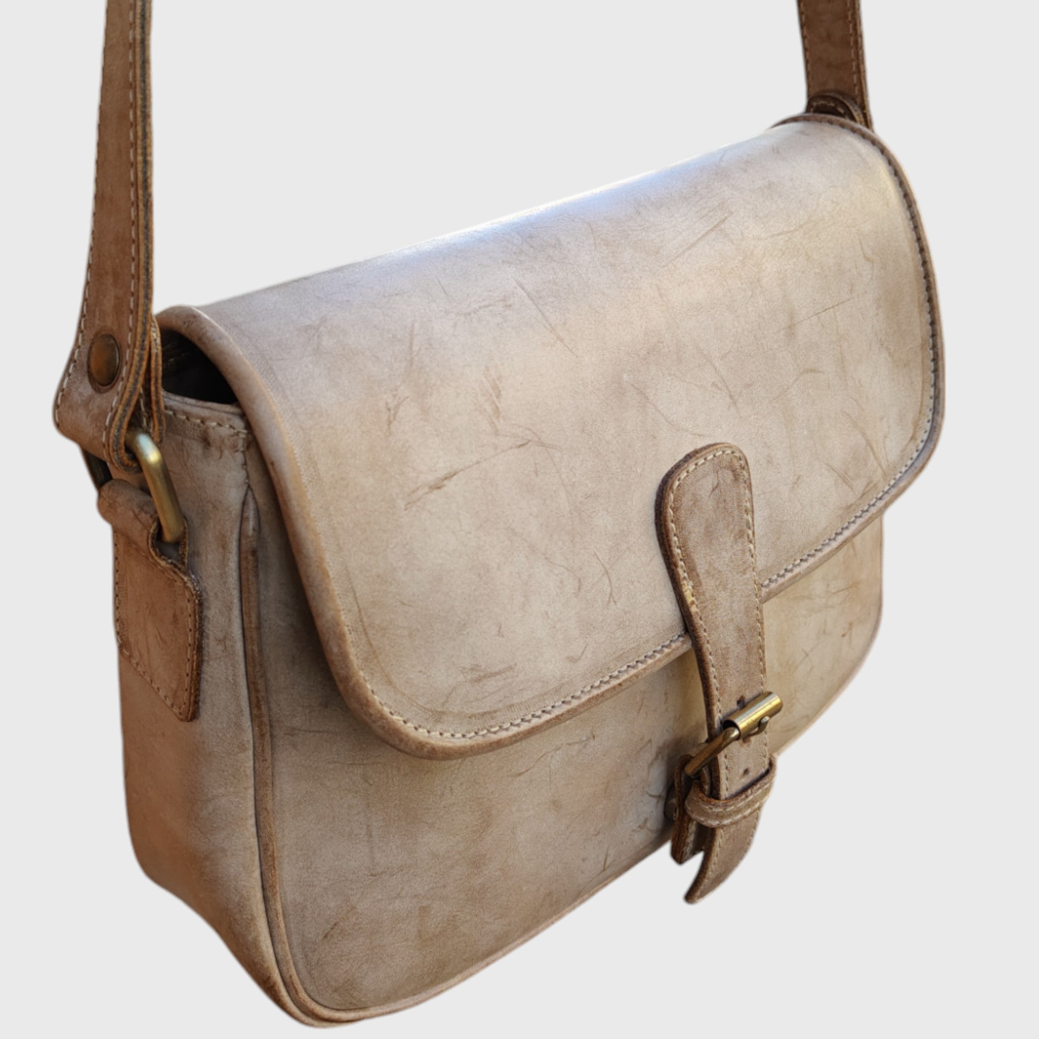 Pelletteria Pelle Nuda Milano, Borsa donna, Artigianato italiano, vera pelle, Tolfa grigia