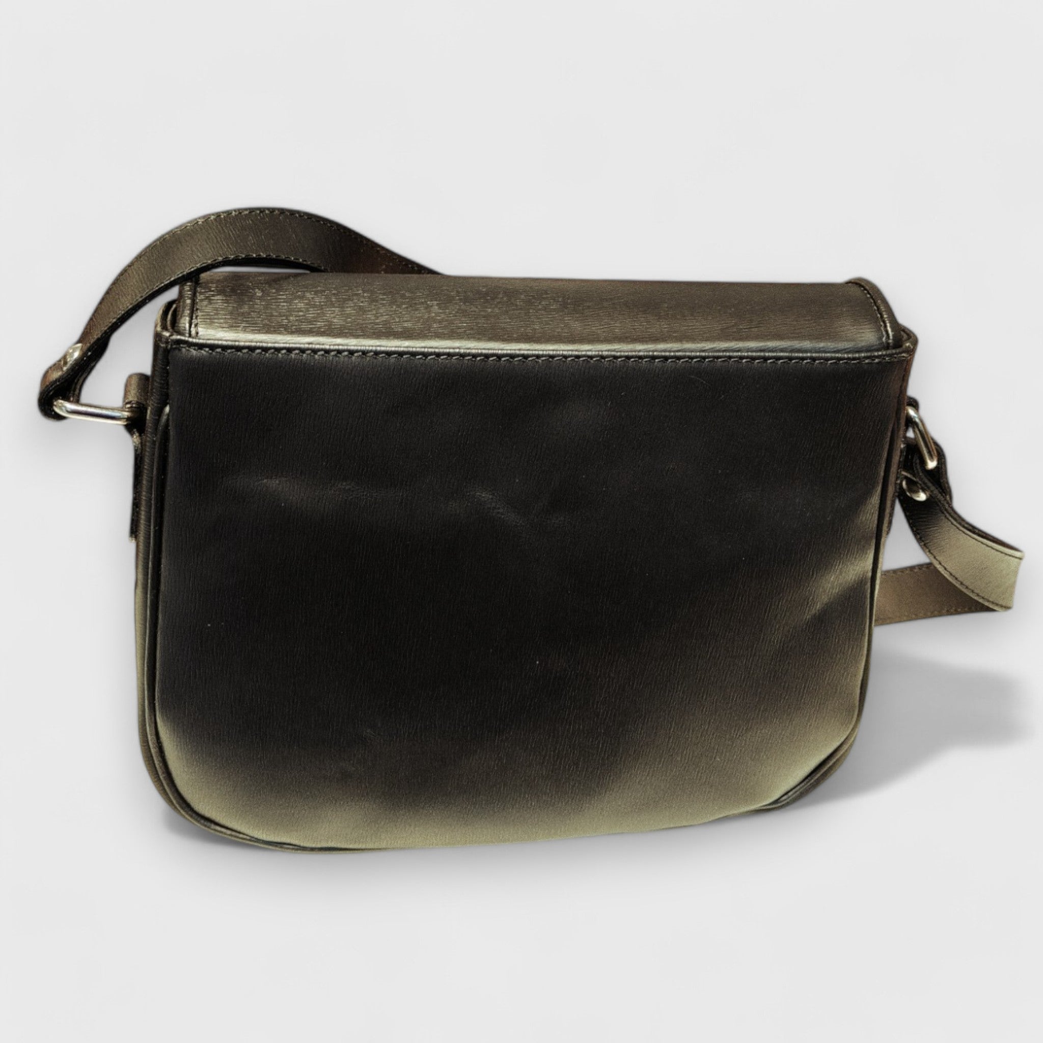 Pelletteria Pelle Nuda Milano, artigianato italiano, vera pelle, Negozio borse donna, Tolfa nero