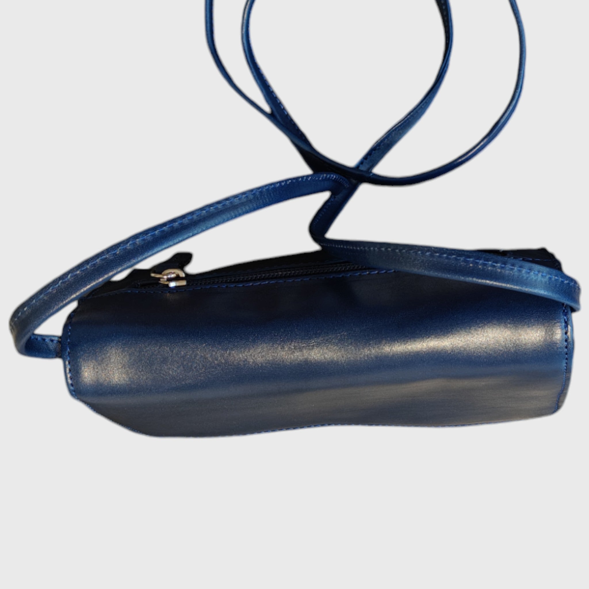 3 SOFFIETTI in pelle colore Blu