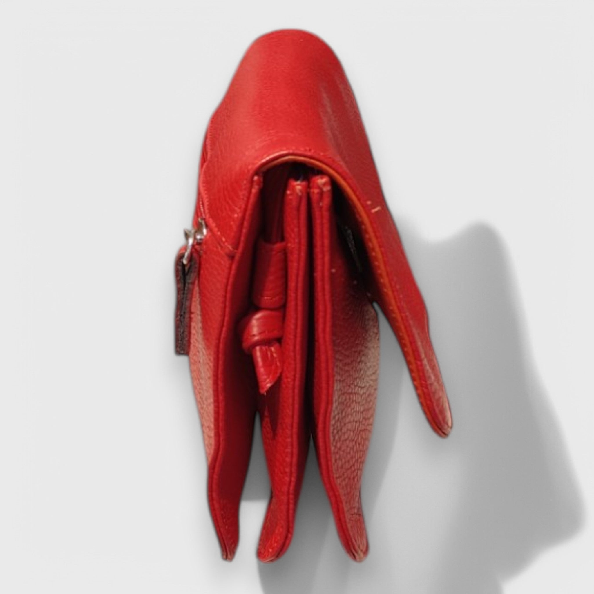 Pelletteria Pelle Nuda Milano, Artigianato italiano, Negozio borse donna, Vera pelle, Tre soffietti rosso