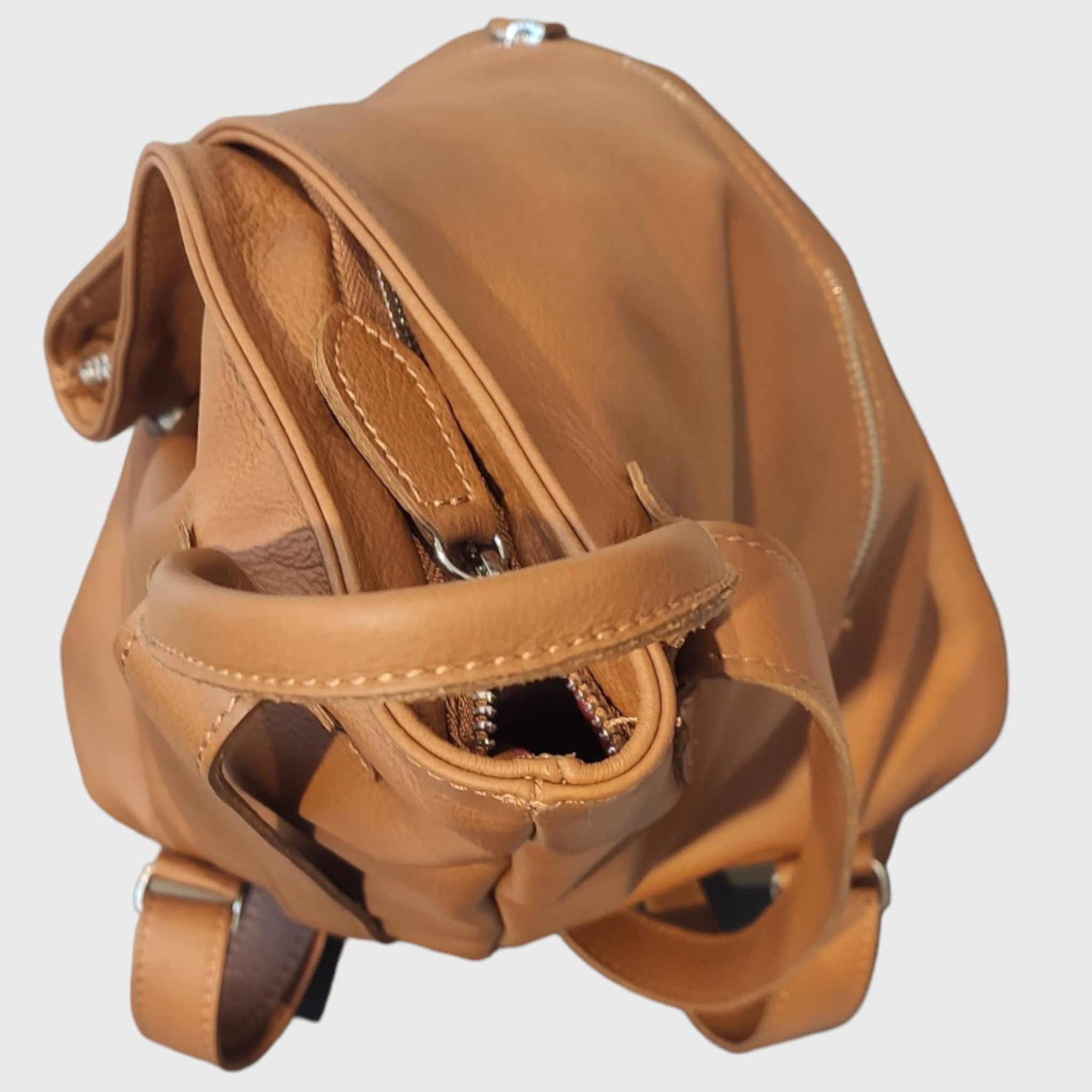 Zaino Cono, Borsa zaino, Pelletteria Pelle Nuda Milano, Artigianato italiano, vera pelle