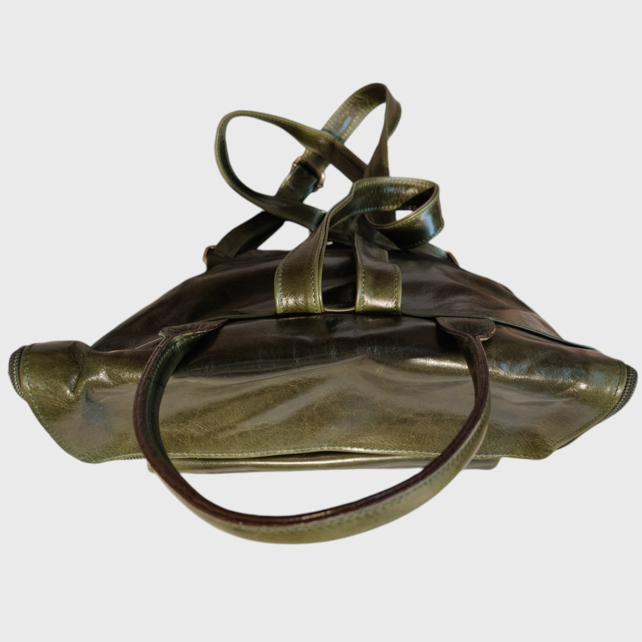 Pelletteria Pelle Nuda Milano, artigianato italiano, vera pelle, unisex, zaino cerniera verde