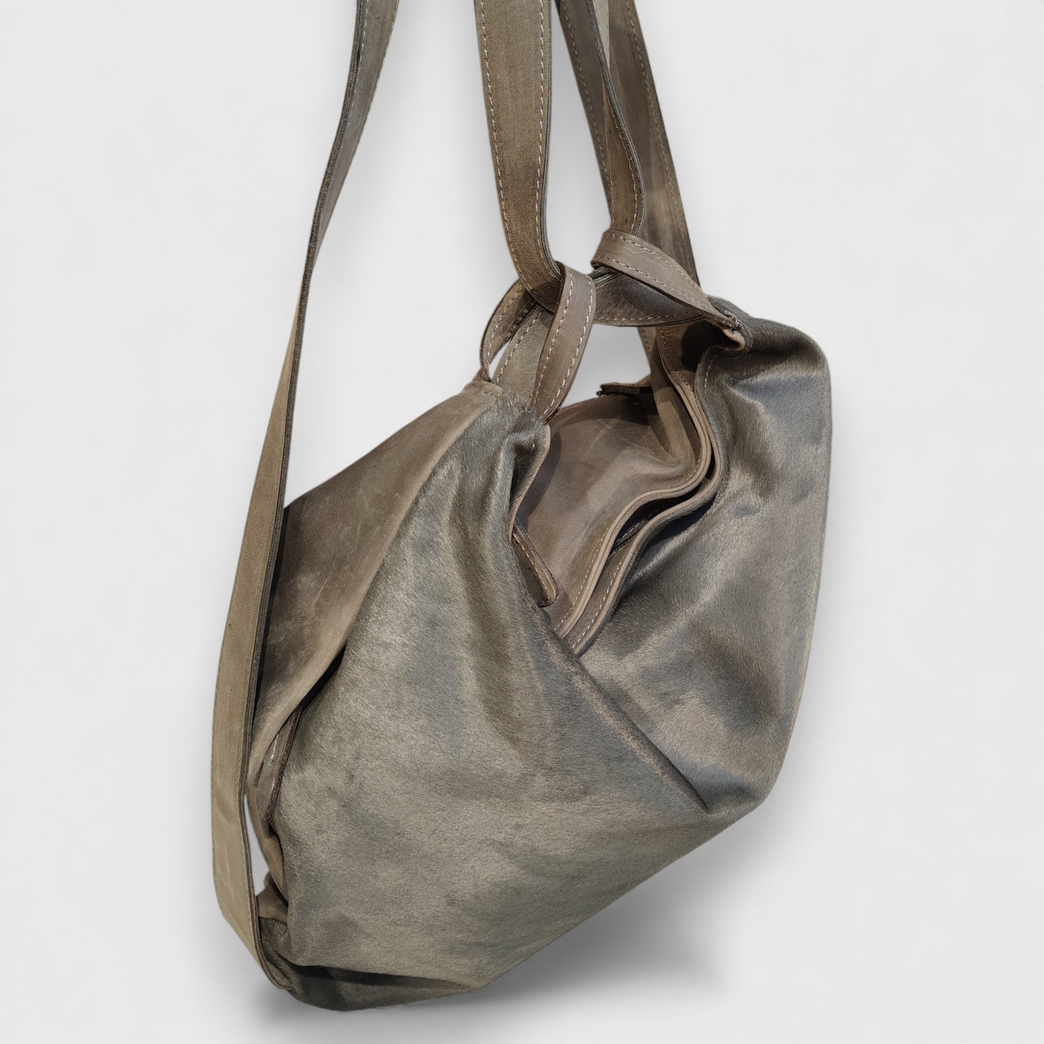 Pelletteria Pelle Nuda Milano, Artigianato italiano, Vera pelle, Negozio borse donna, Zaino roma cavallino grigio