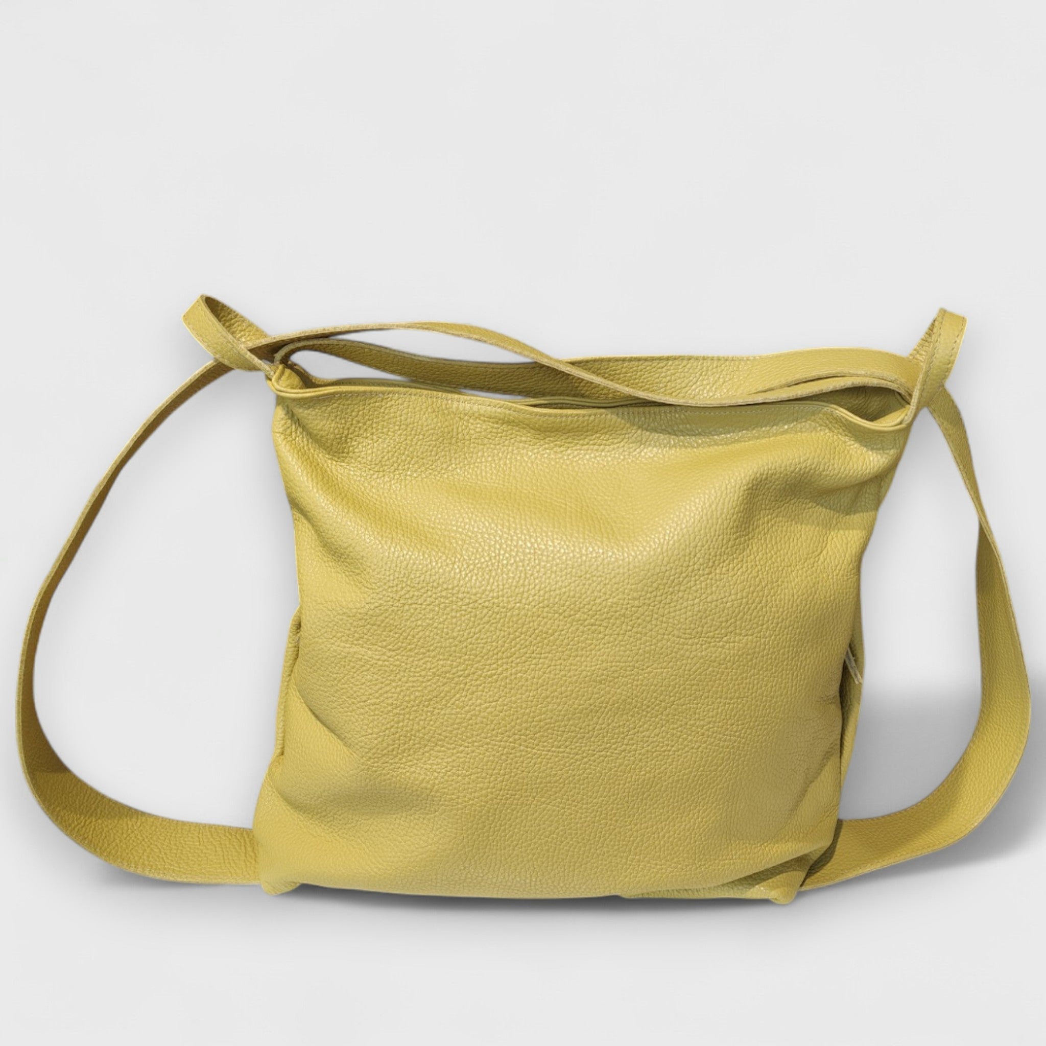 Pelletteria Pelle Nuda Milano, Artigianato Italiano, Vera Pelle, Negozio borse donna, Zaino Roma verde