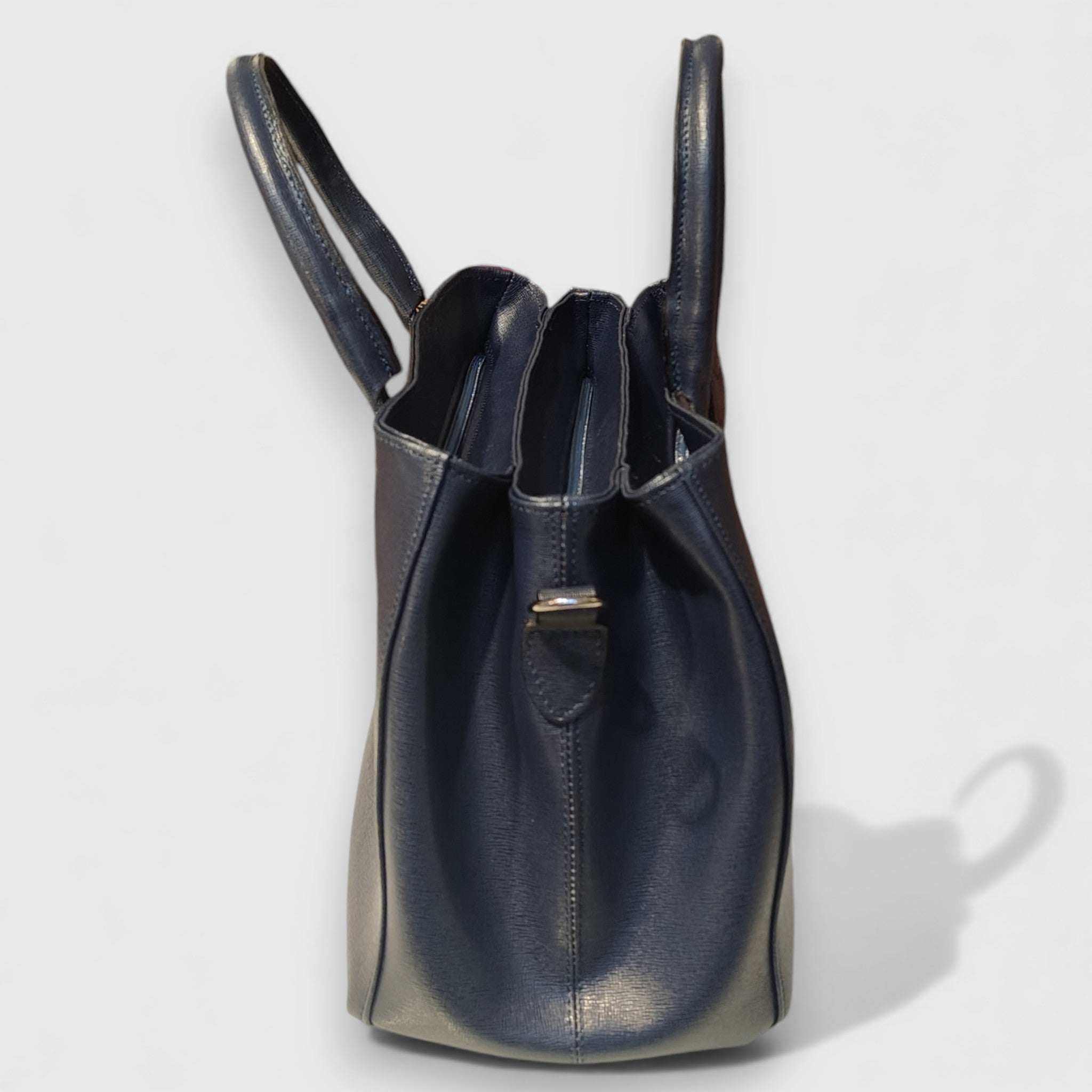 Pelletteria Pelle Nuda Milano, Artigianato italiano, vera pelle, negozio borse donna, 3 zip blu