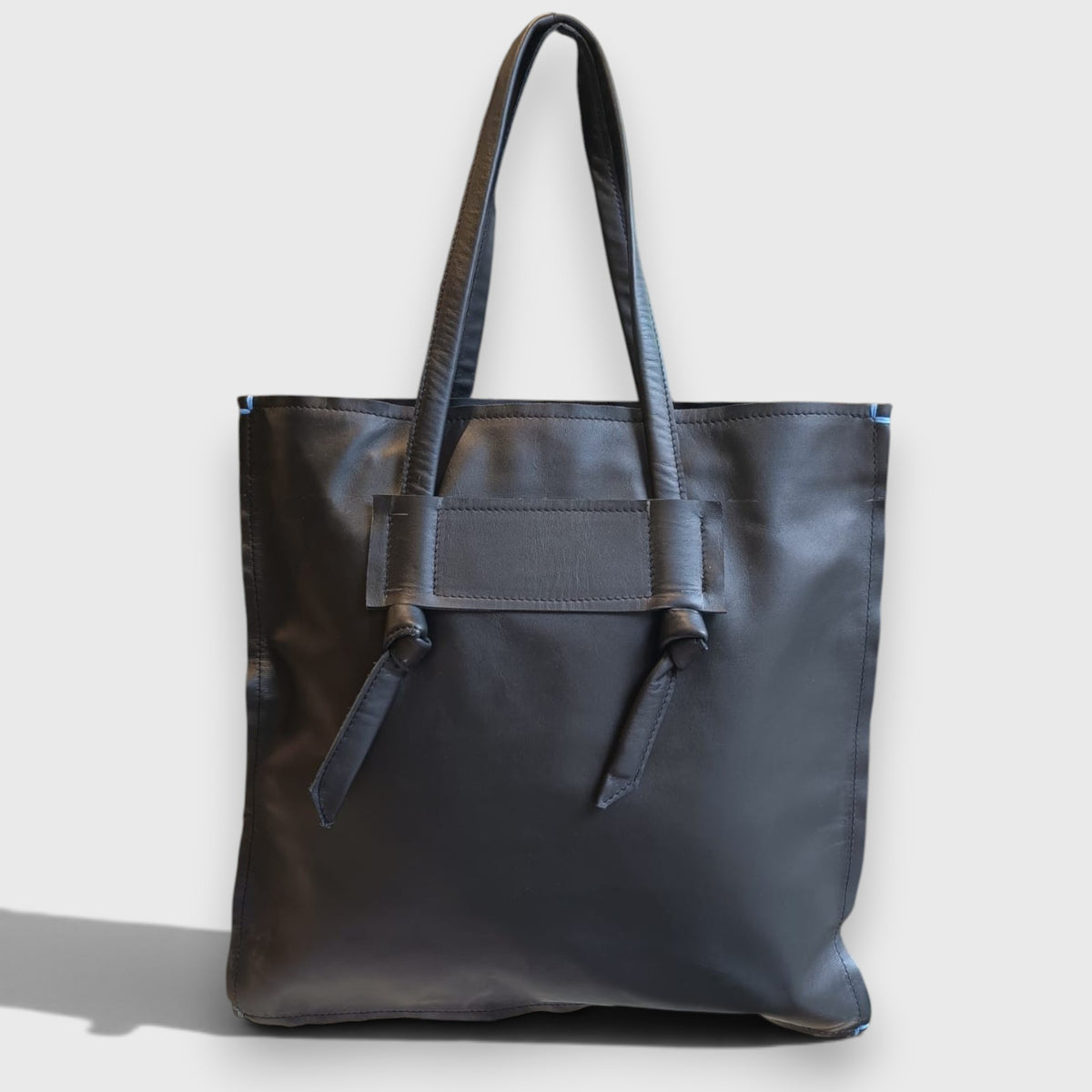 Pelletteria Pelle Nuda Milano, Vera pelle Italiana, Negozio borse donna, Agata nero