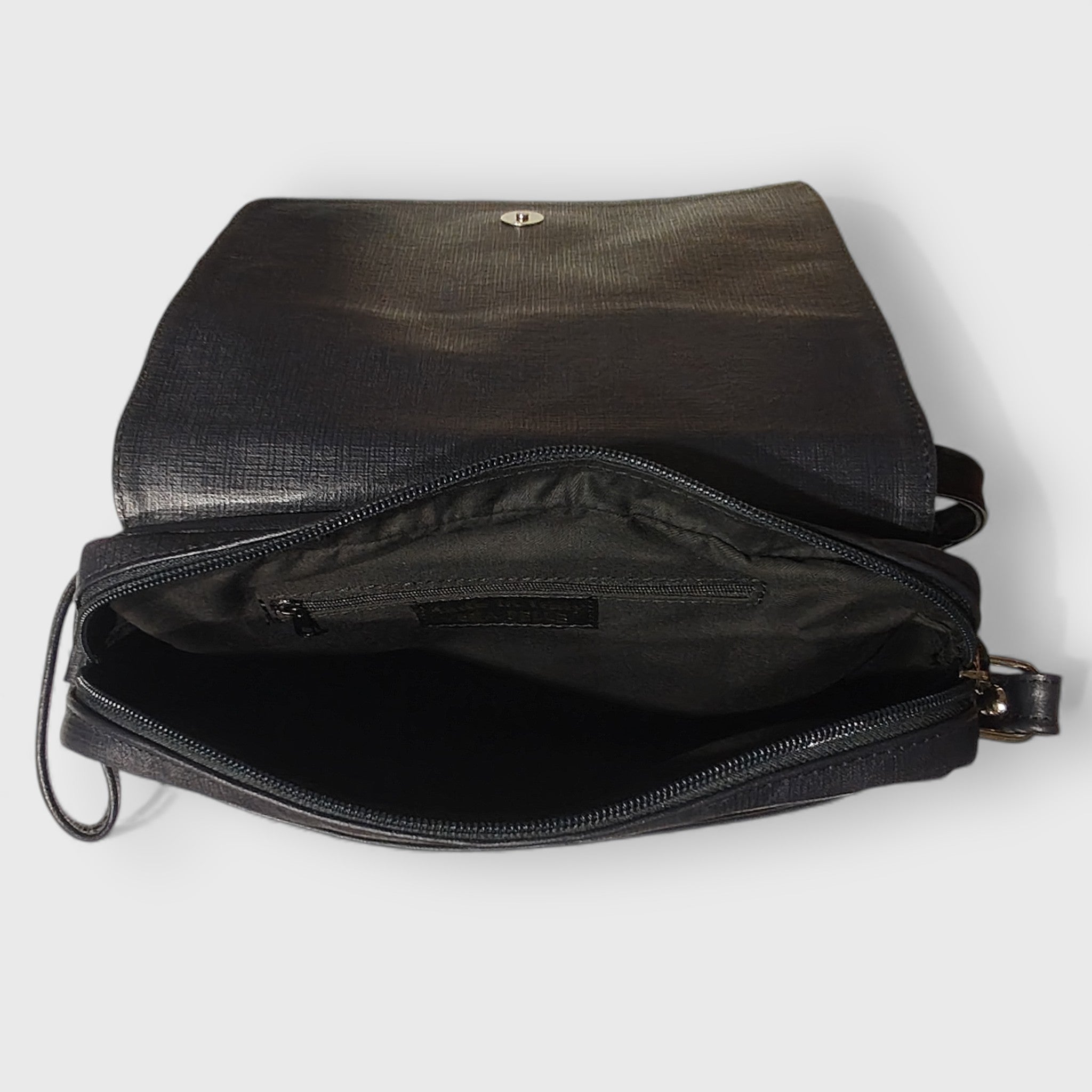 Pelletteria Pelle Nuda Milano, Artigianato Italiano, Vera pelle, Negozio borse donna, Aida blu