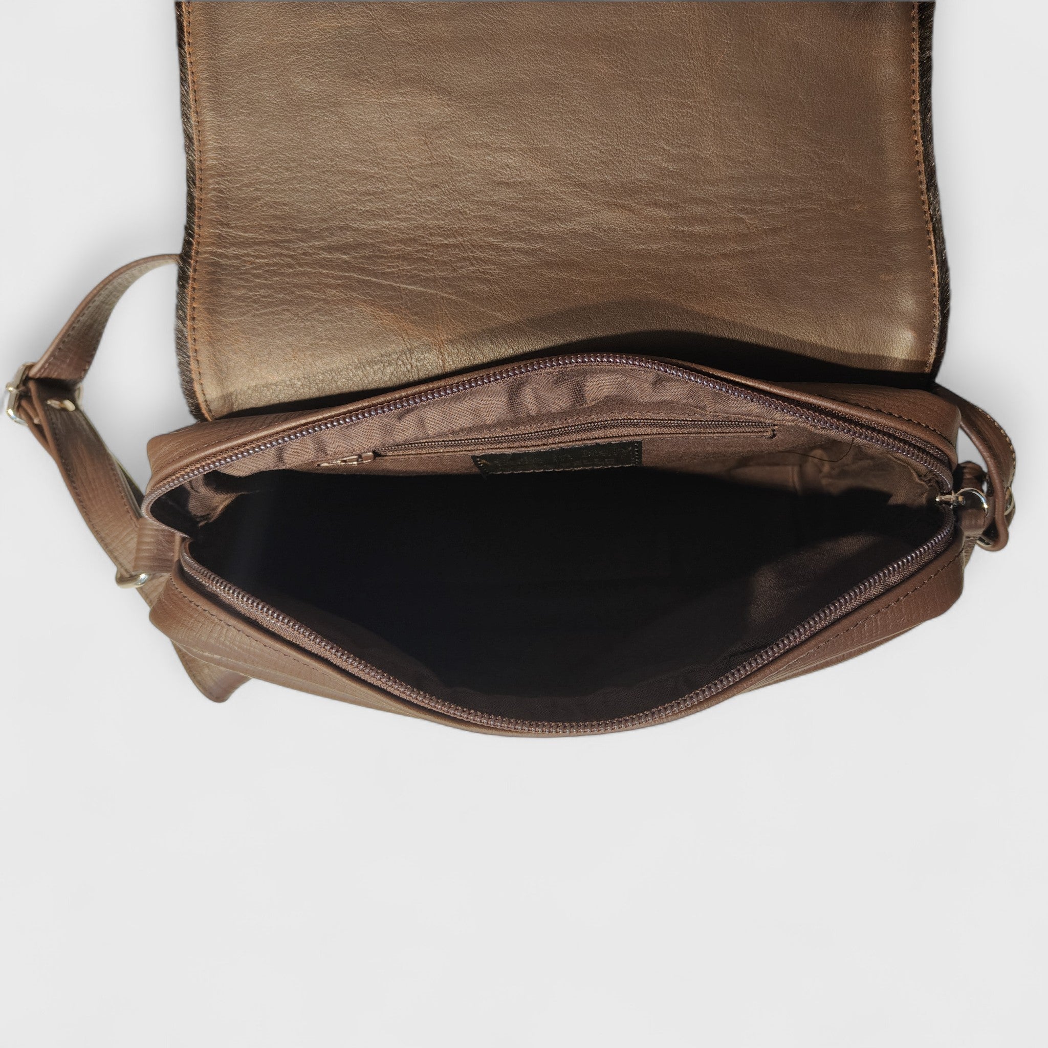 Pelletteria Pelle Nuda Milano, Artigianato Italiano, Vera pelle, Negozio borse donna, Aida marrone cavallino