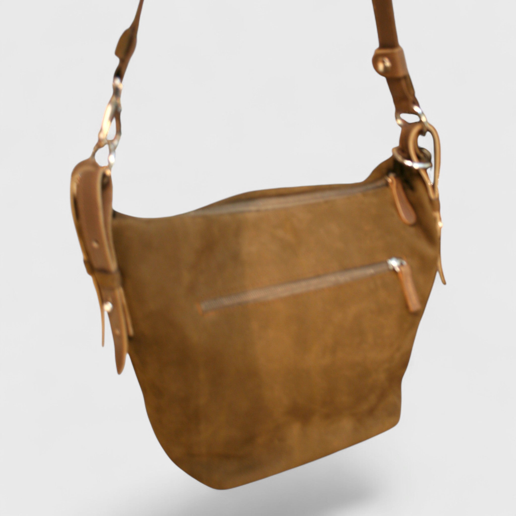 ALESSANDRA in brown nubuck leather