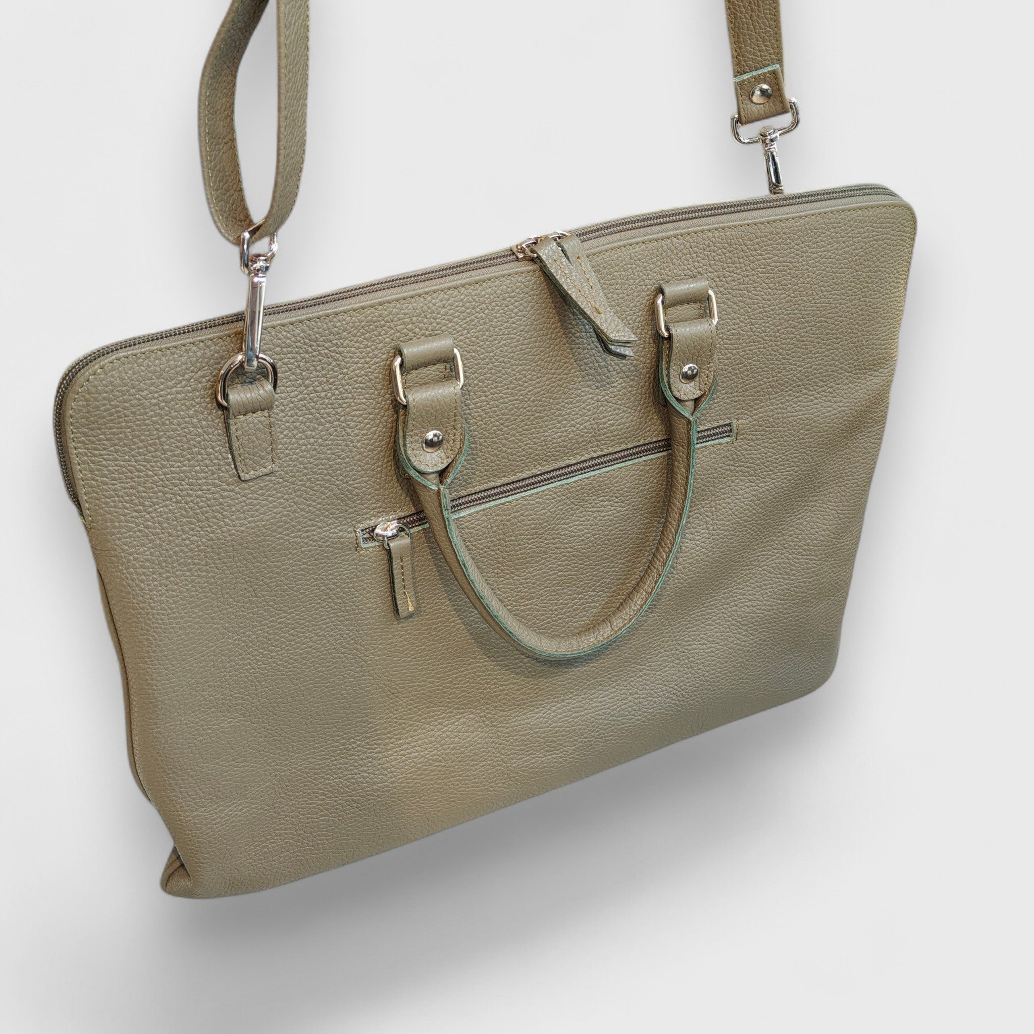 Pelletteria Pelle Nuda Milano, Vera pelle italiana, Negozio Borse donna, Alessia verde