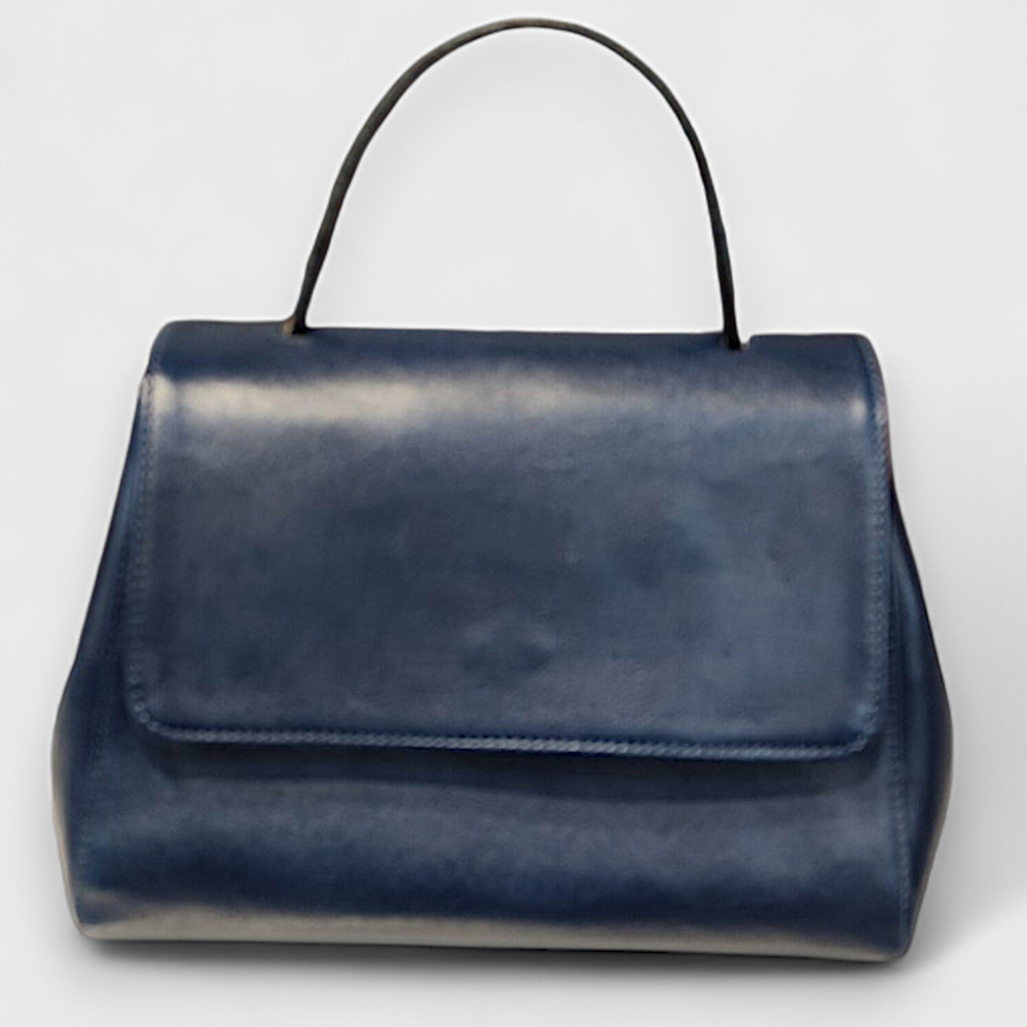 Pelletteria Pelle Nuda Milano, Artigianato Italiano, vera pelle, Negozio Borse donna, Amor blu