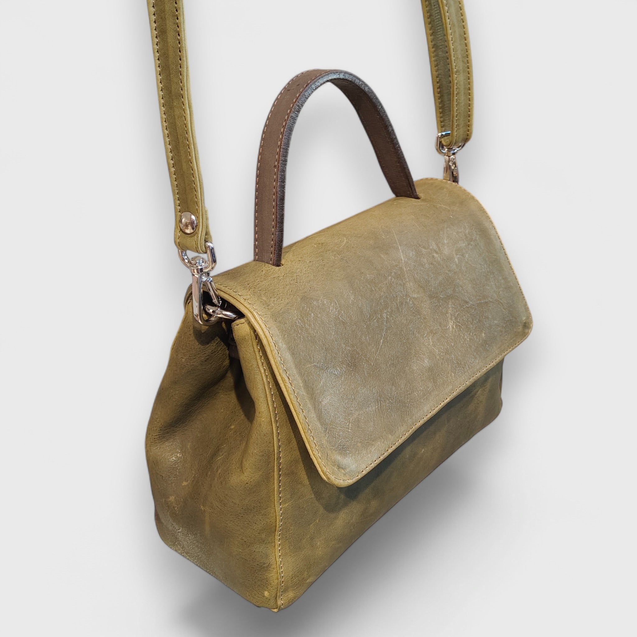 AMOR in green greased leather