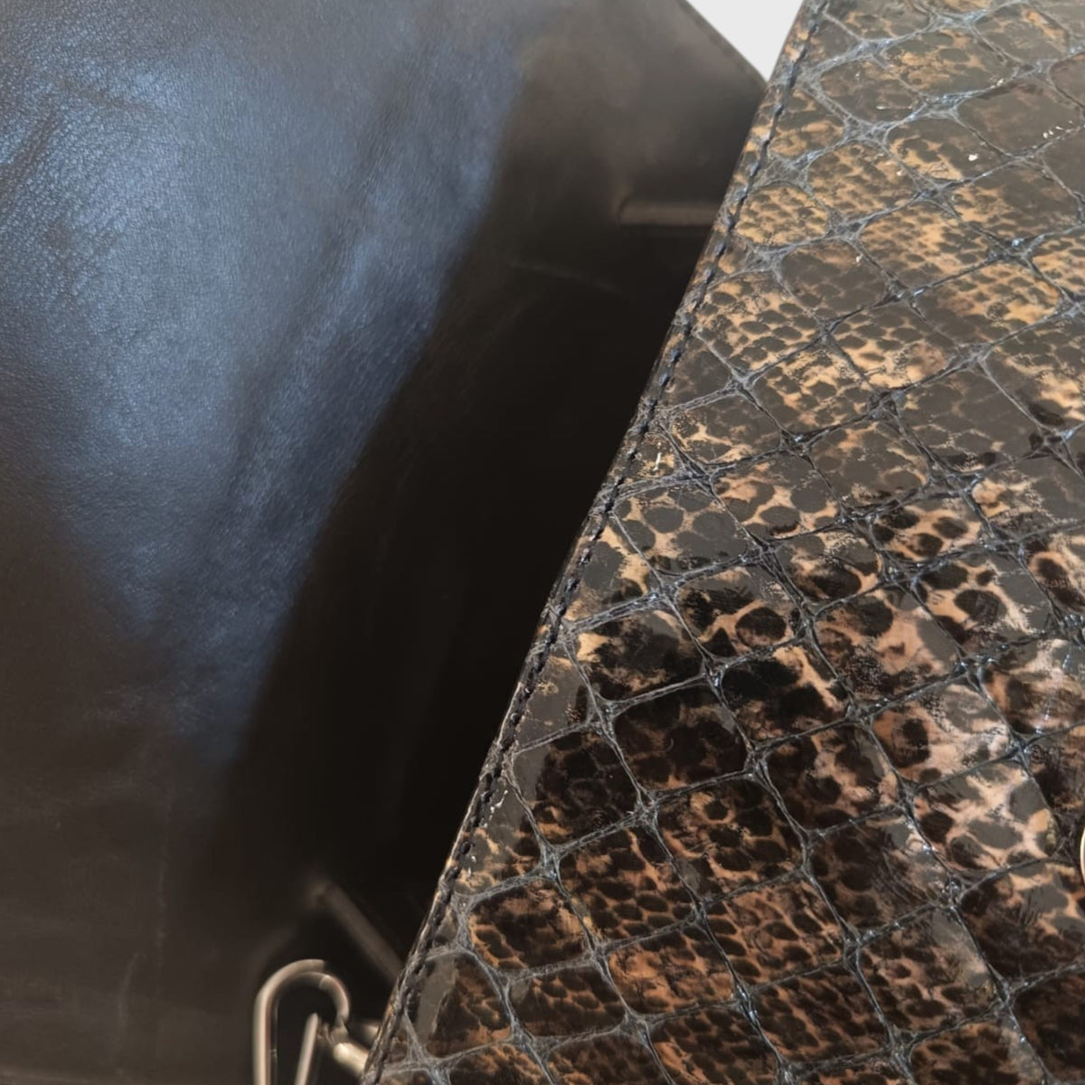 Pelletteria Pelle Nuda Milano, vera pelle italiana, Negozio borse donna, Amor marrone-bronzo lucido