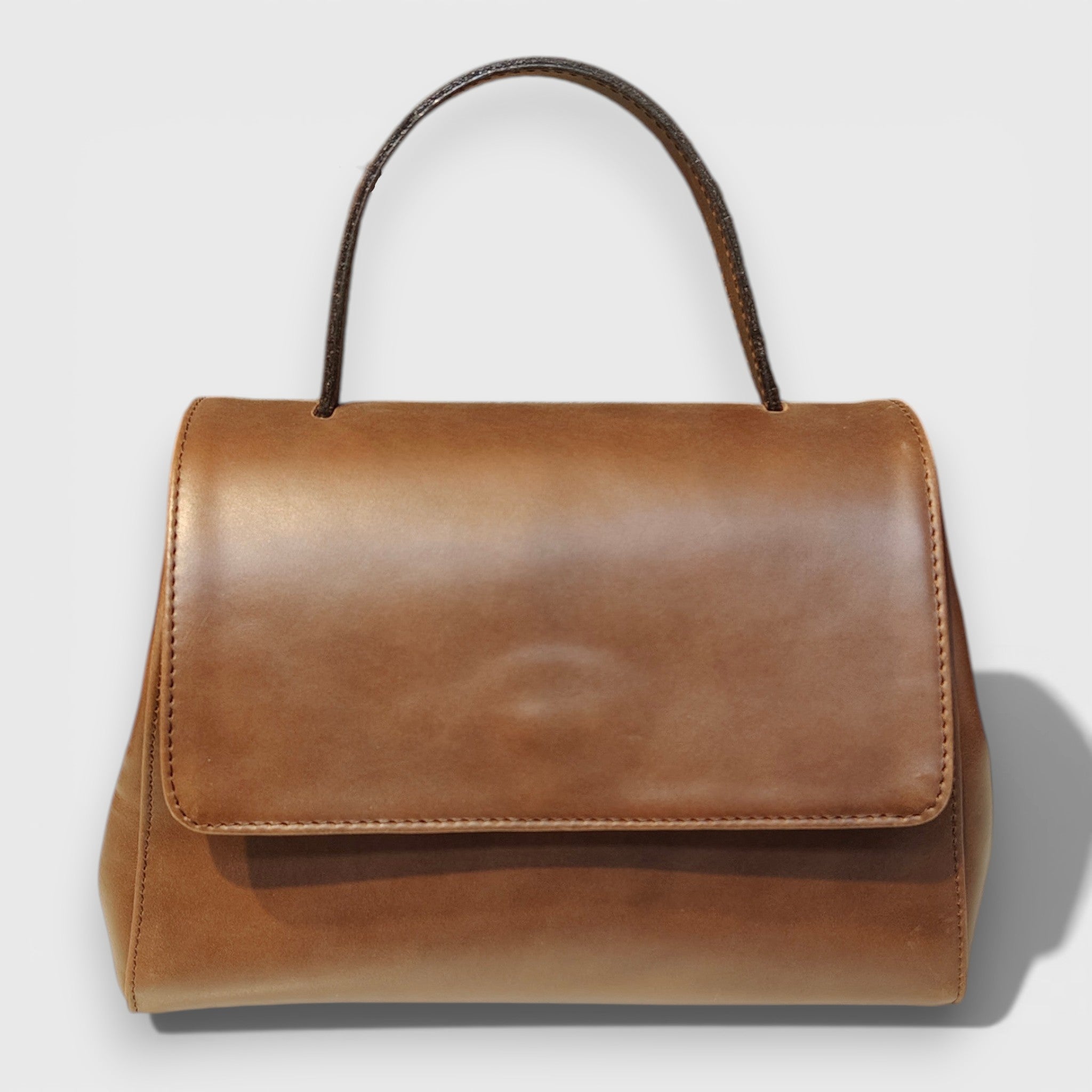 Pelletteria Pelle Nuda Milano, Artigianato Italiano, Vera pelle, Negozio borse donna, Amor marrone