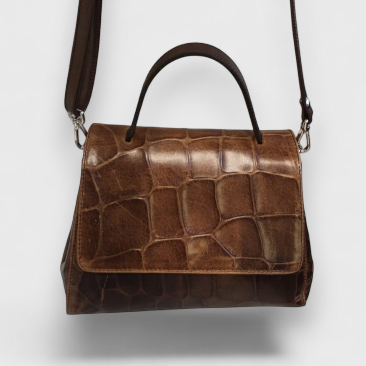 Pelletteria Pelle Nuda Milano, vera pelle italiana, Negozio borse donna, Amor marrone