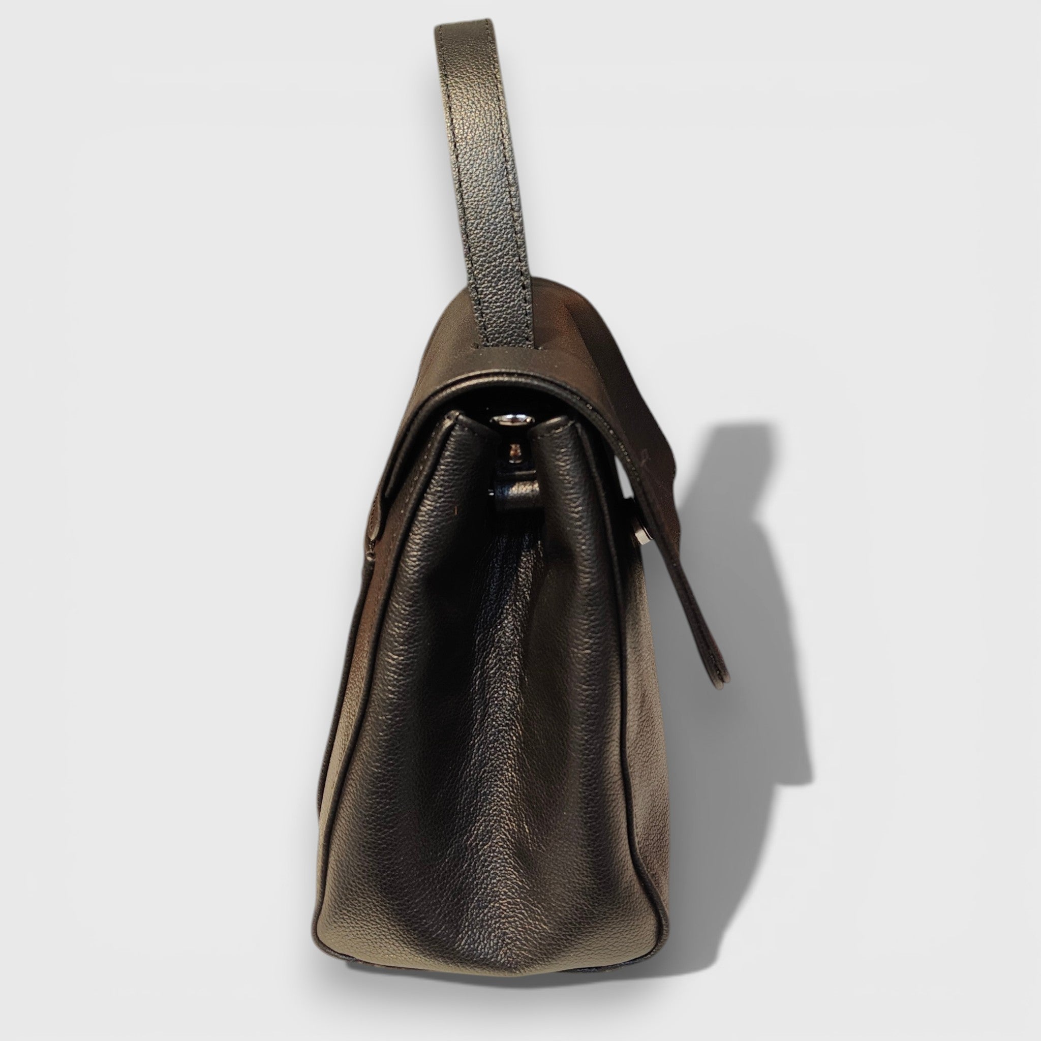 Pelletteria Pelle Nuda Milano, Artigianato Italiano, Vera Pelle, Negozio borse donna, Amor nero