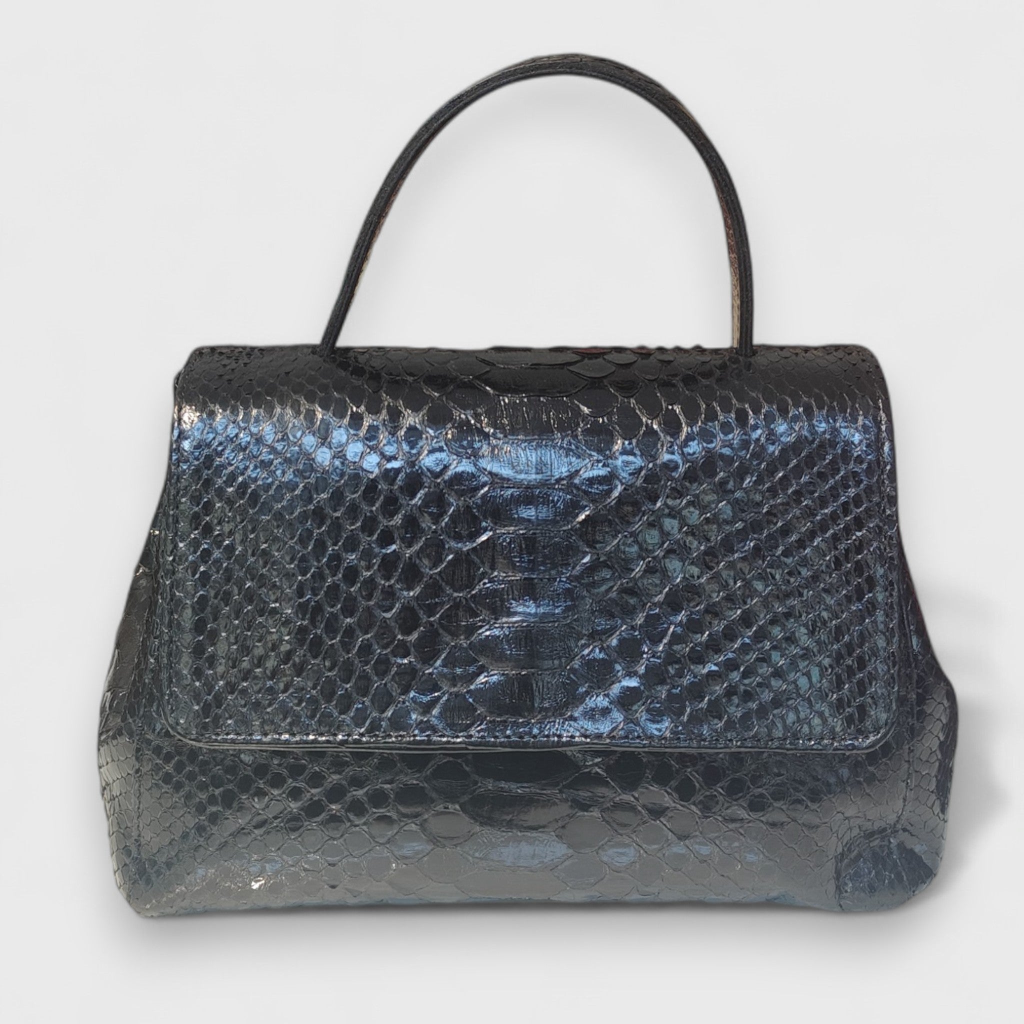 Pelletteria Pelle Nuda Milano, Artigianato Italiano, Vera Pelle, Negozio borsa donna, Amor nero in pitone