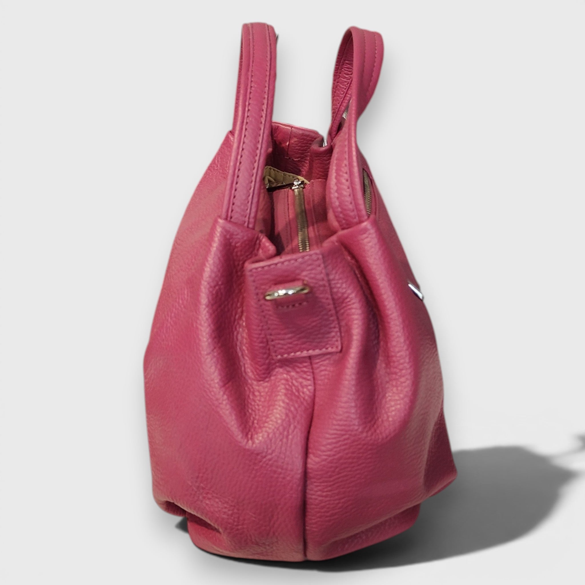 Pelletteria Pelle Nuda Milano, Vera pelle italiana, Negozio borse donna, Andrea fucsia