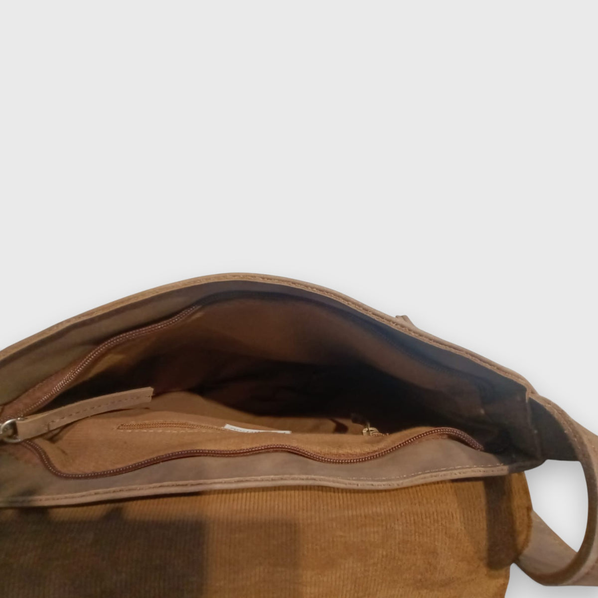 Pellettria Pelle Nuda Milano, Vera pelle Italiana, Negozio borse uomo, Asti marrone