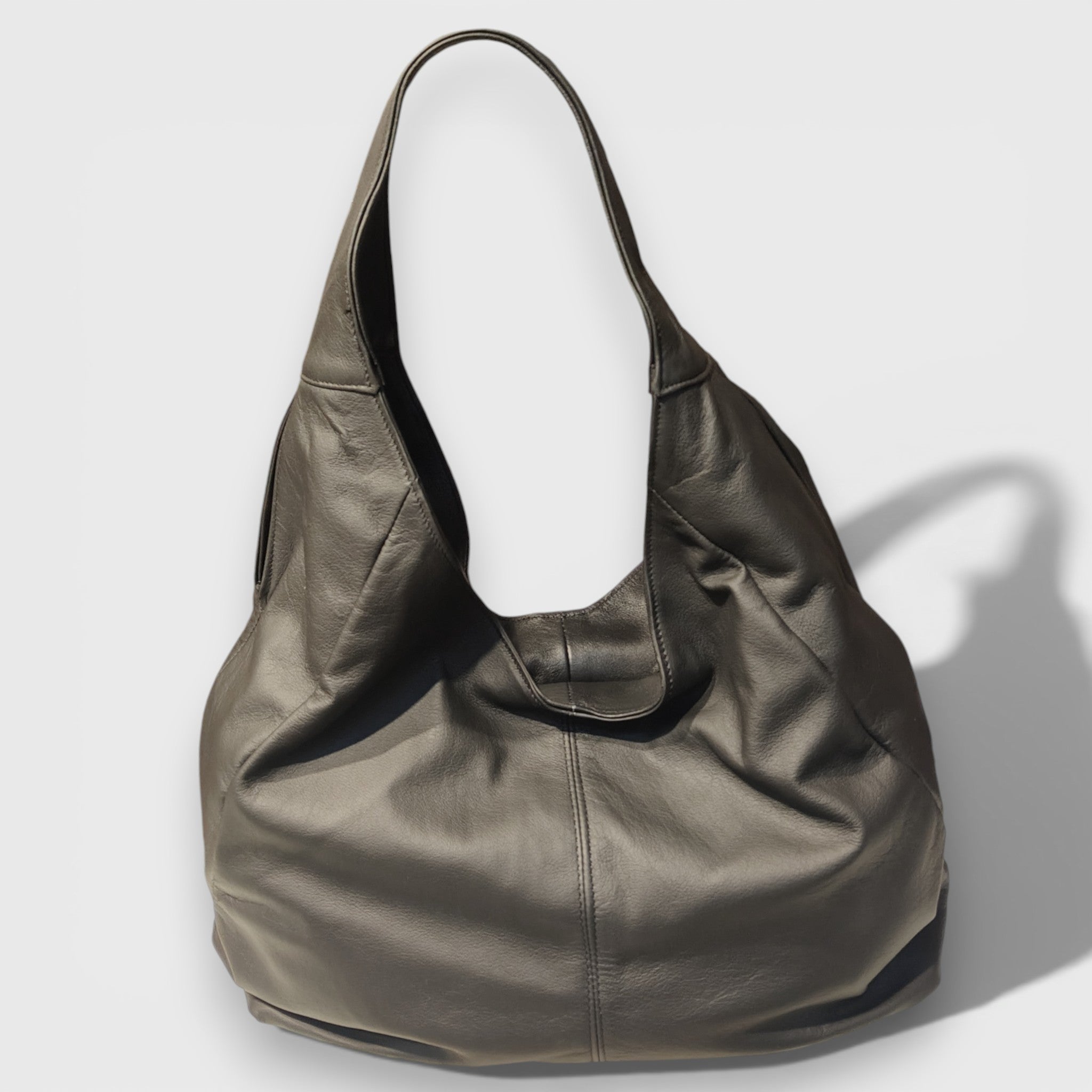 Pelletteria Pelle Nuda Milano, Artigianato Italiano, Vera pelle, Negozio borse donna, Barchetta nero