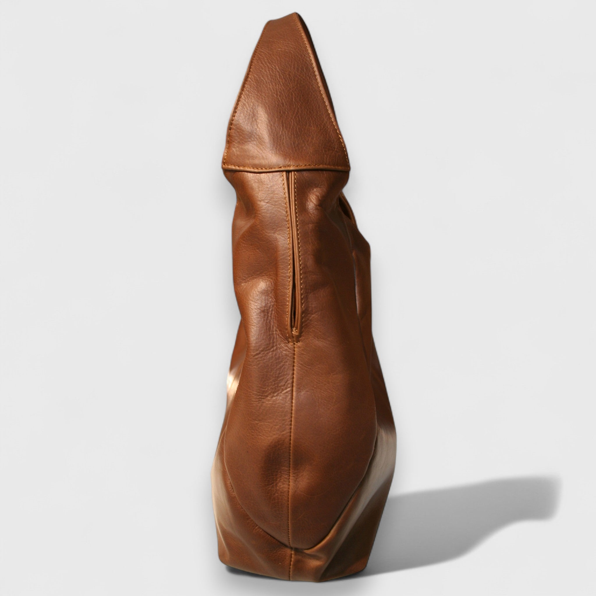 Pelletteria Pelle Nuda Milano, Artigianato Italiano, Vera Pelle, Negozio borse donna, Barchetta marrone