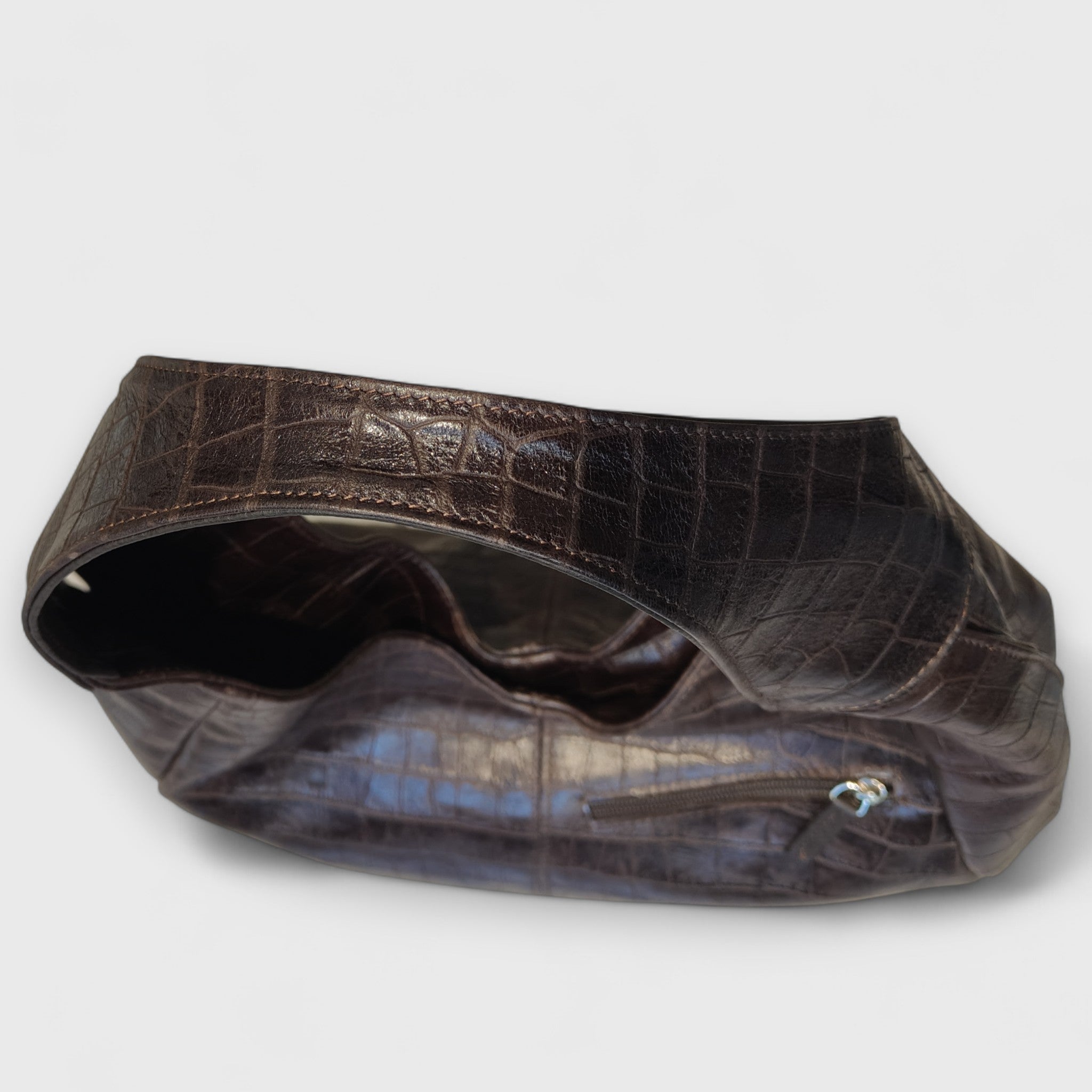 Pelletteria Pelle Nuda Milano, Artigianato Italiano, Vera pelle, Negozio borse donna, Barchetta marrone