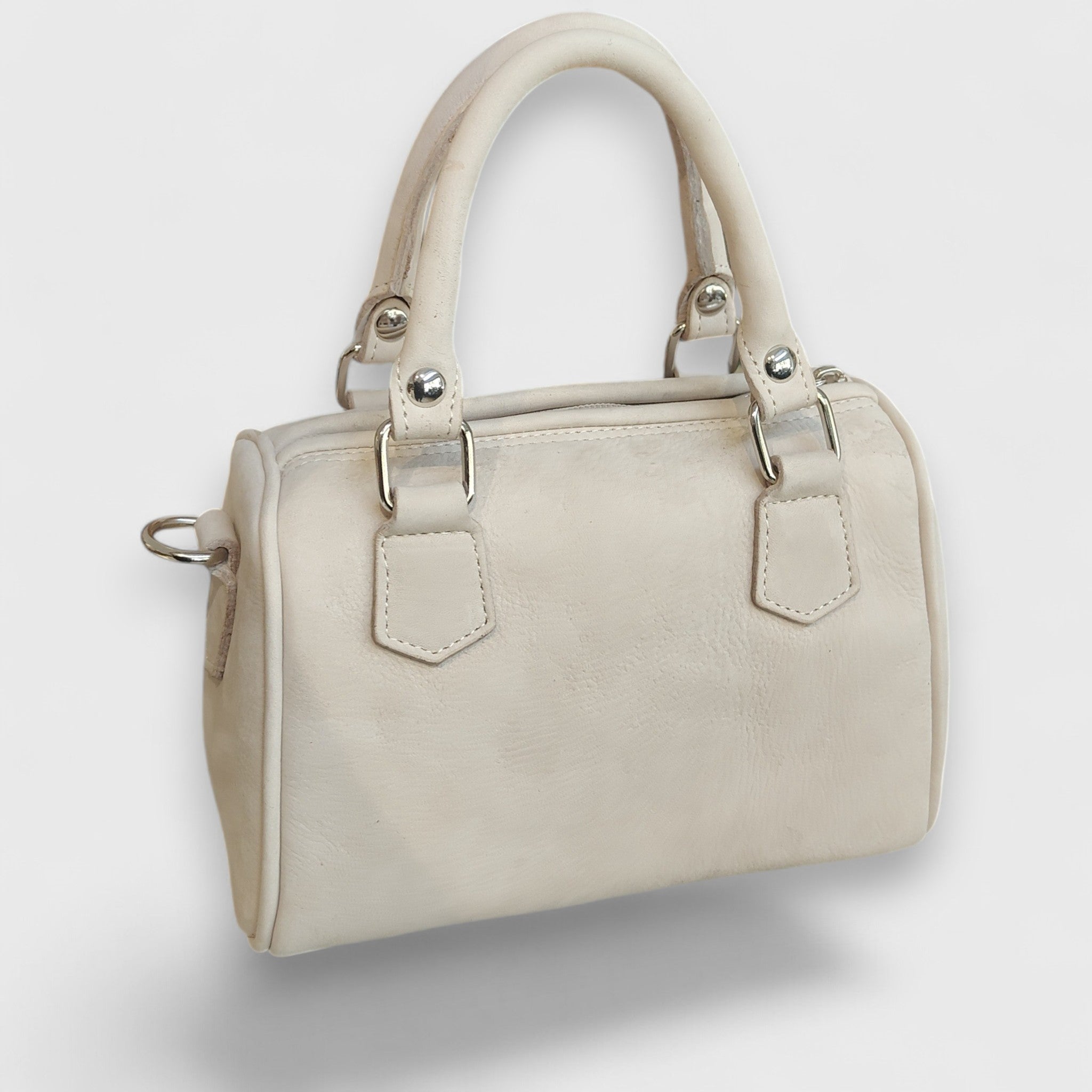 Pelletteria Pelle Nuda Milano, Vera pelle italiana, Negozio borse donna, Bauletto mini avorio