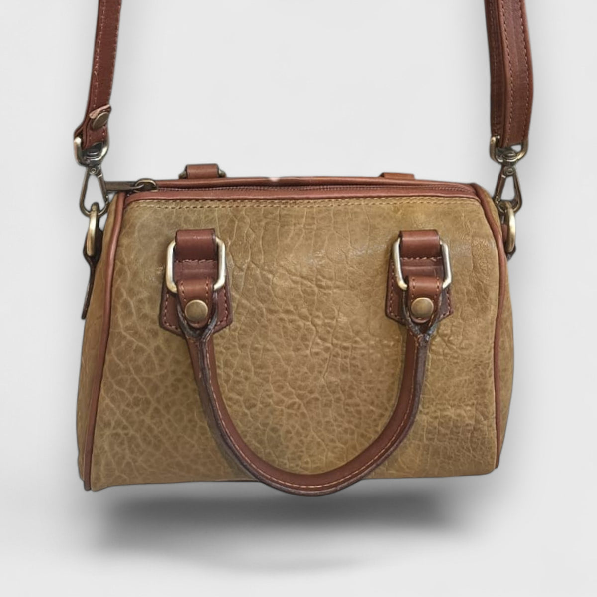 Pelletteria Pelle Nuda Milano, Vera pelle Italiana, Negozio borse donna, Bauletto mini verde muschio
