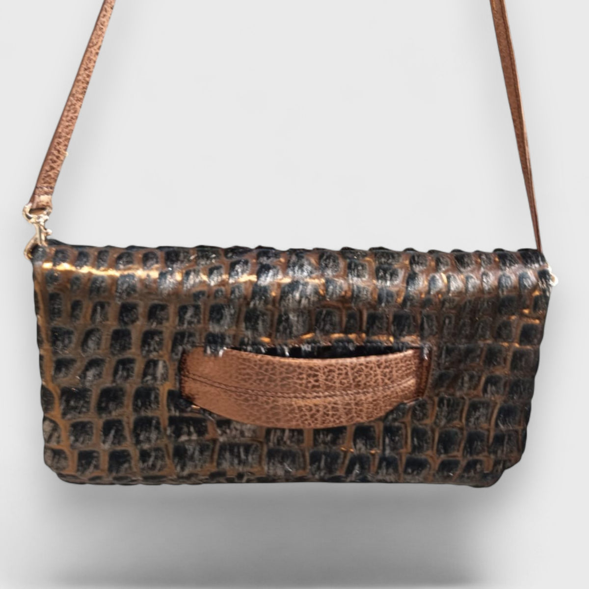 Pelletteria Pelle Nuda Milano, Vera pelle italiana, Negozio borse donna, Bea bronzo