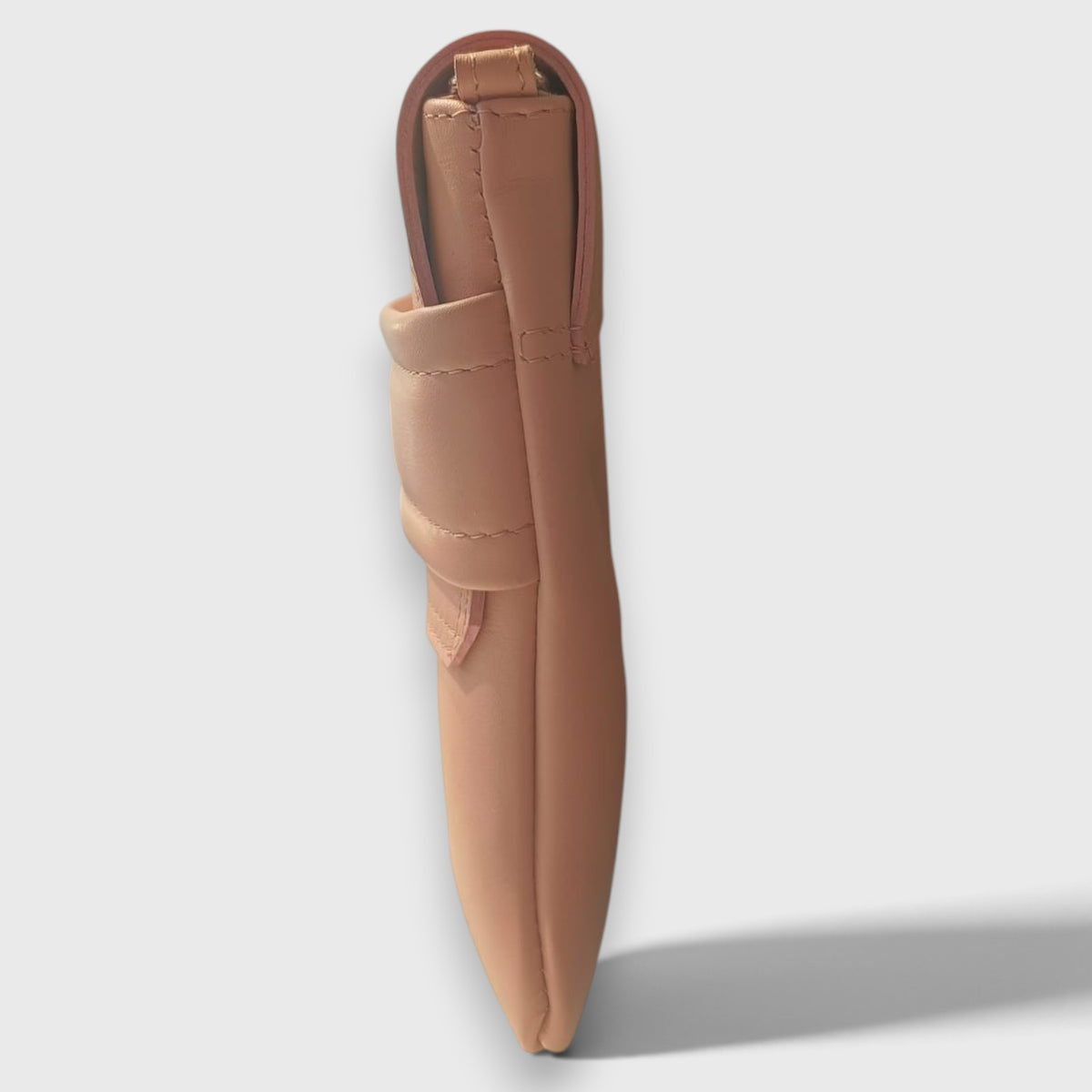 Pelletteria Pelle Nuda Milano, Vera pelle italiana, Negozio borse donna, Bea cipria