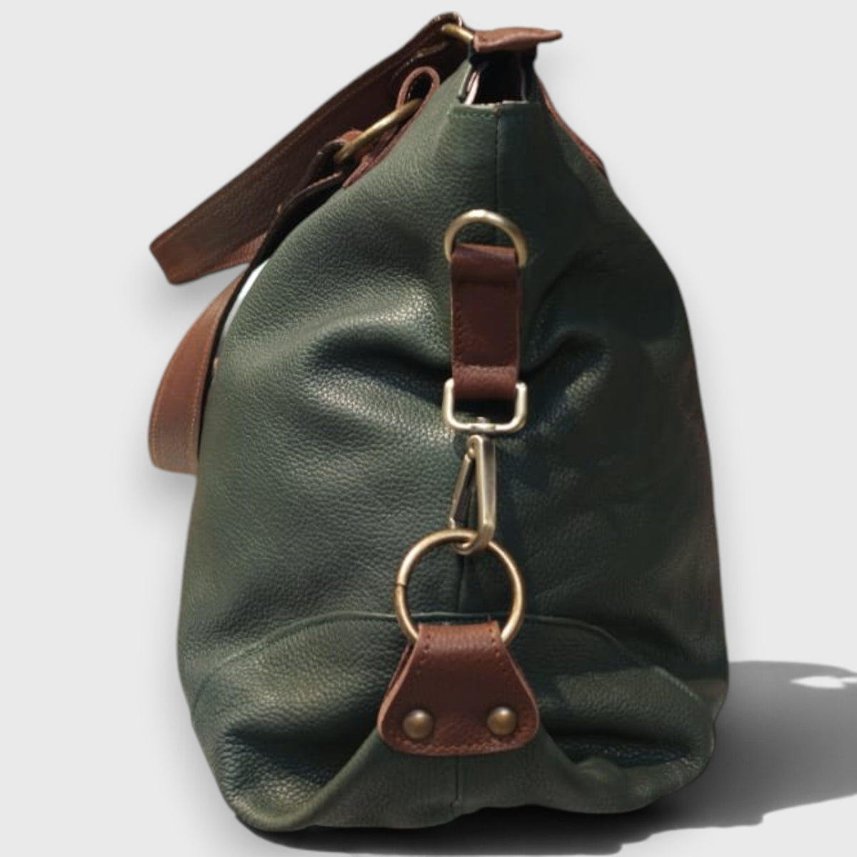 Pelletteria Pelle Nuda Milano, Vera pelle Italiana, Negozio borse donna, Torino verde
