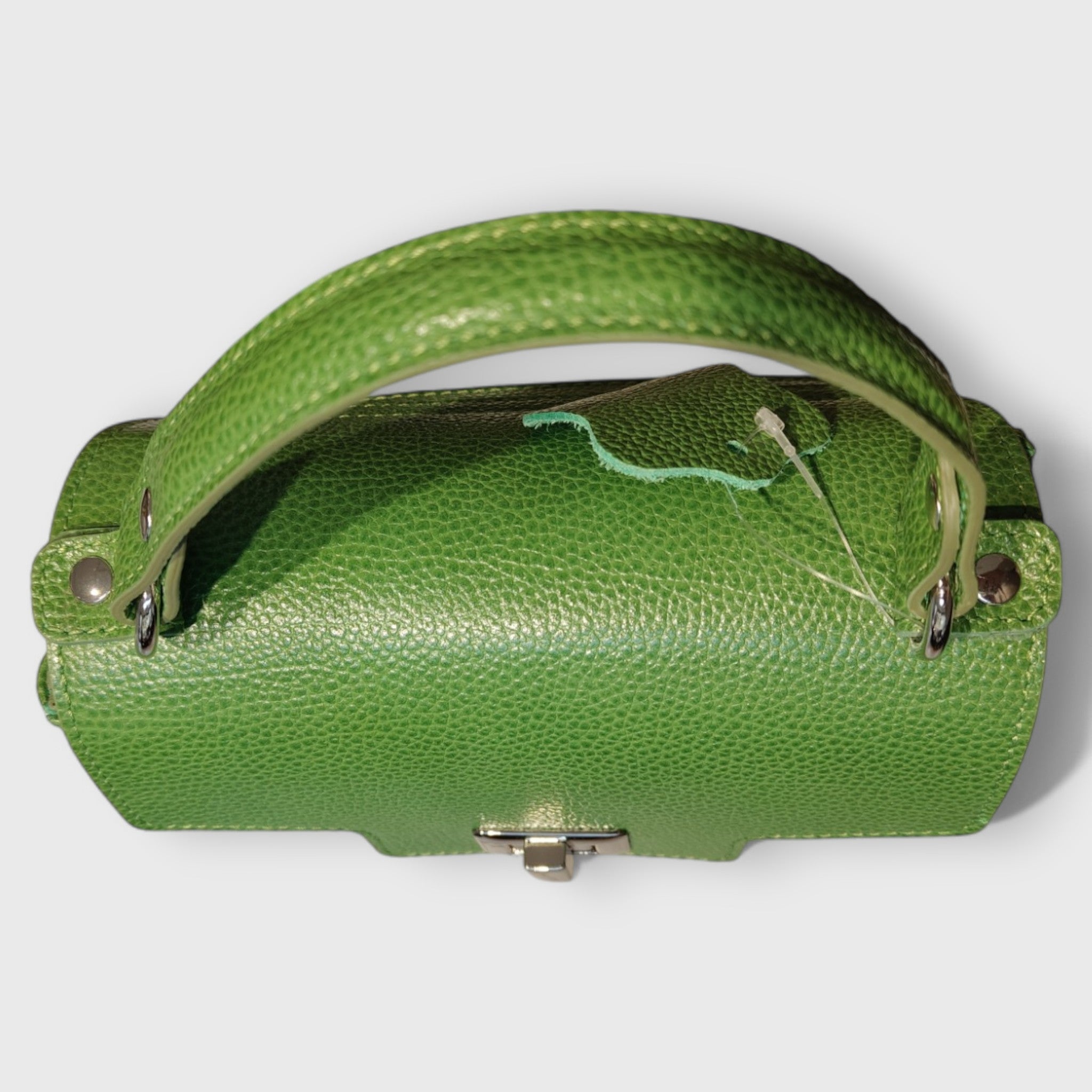 Pelletteria Pelle Nuda Milano, artigianato italiano, vera pelle, negozio borse donna, Bomboniera Alda verde