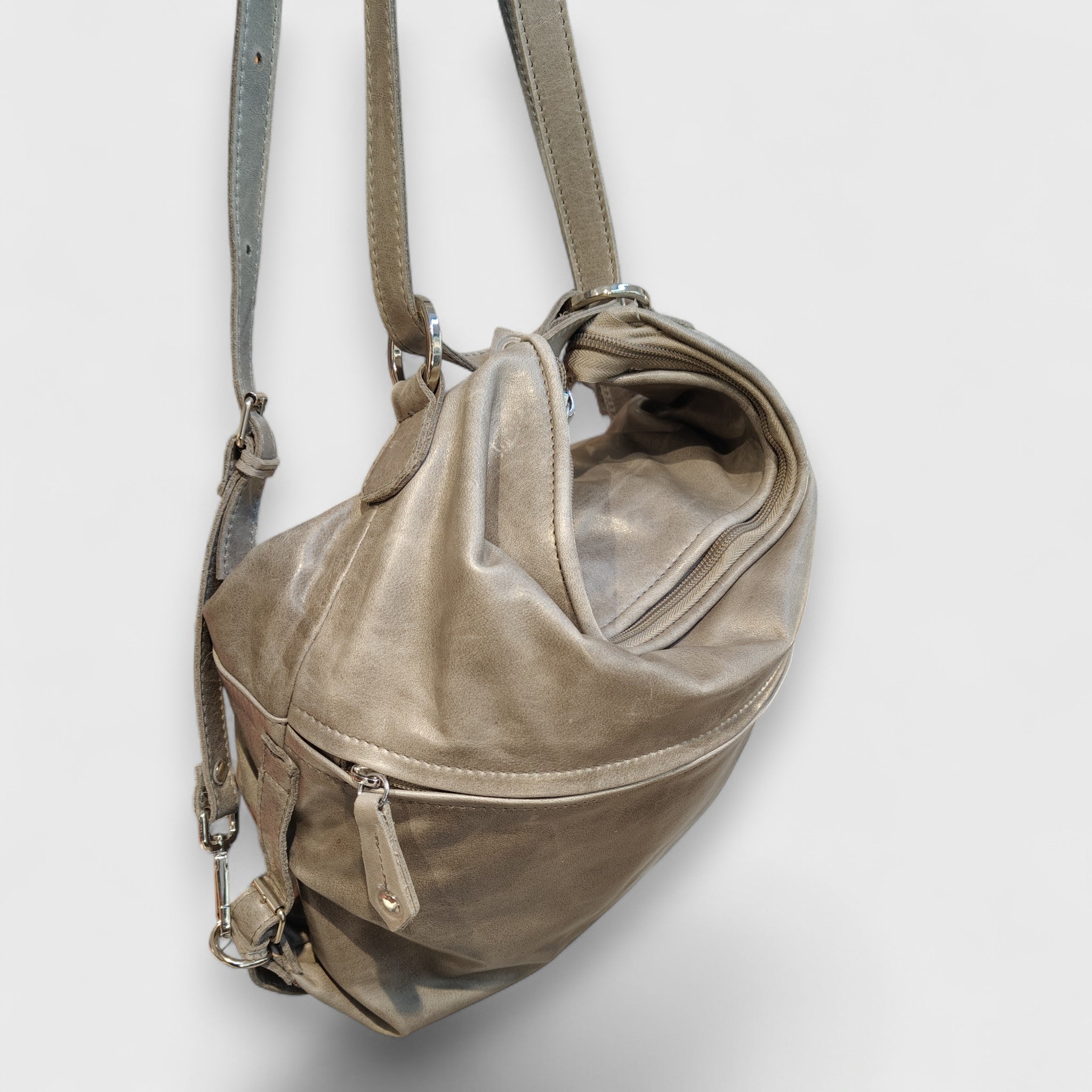 BORSA ZAINO in pelle grigia