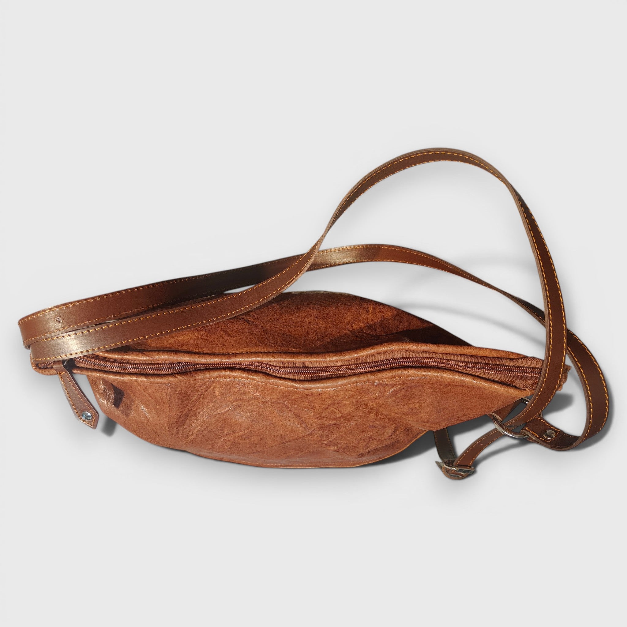 Pelletteria Pelle Nuda MIlano, Vera Pelle italiana, Negozio borse donna, Borsa zaino marrone