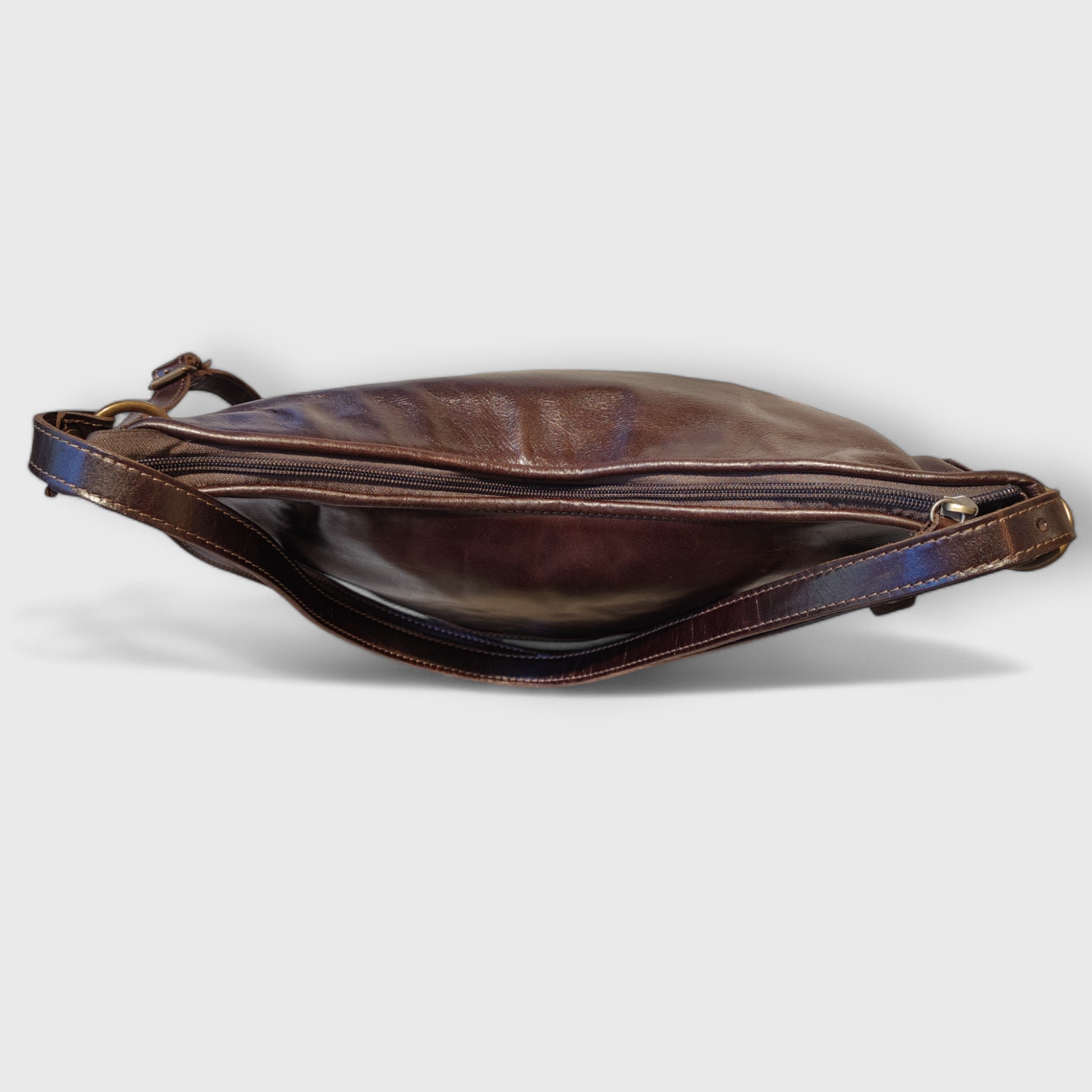 Pelletteria Pelle Nuda Milano, Artigiananto italiano, Vera pelle, Borsa donna, Borsa zaino marrone