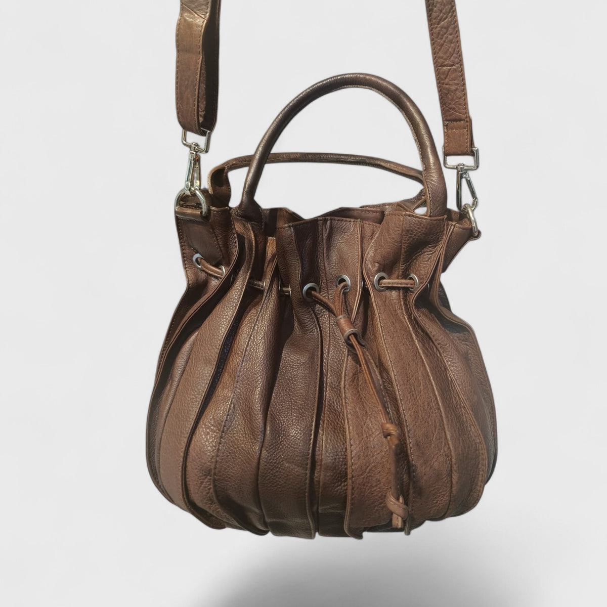 CARAMELLA in pelle marrone