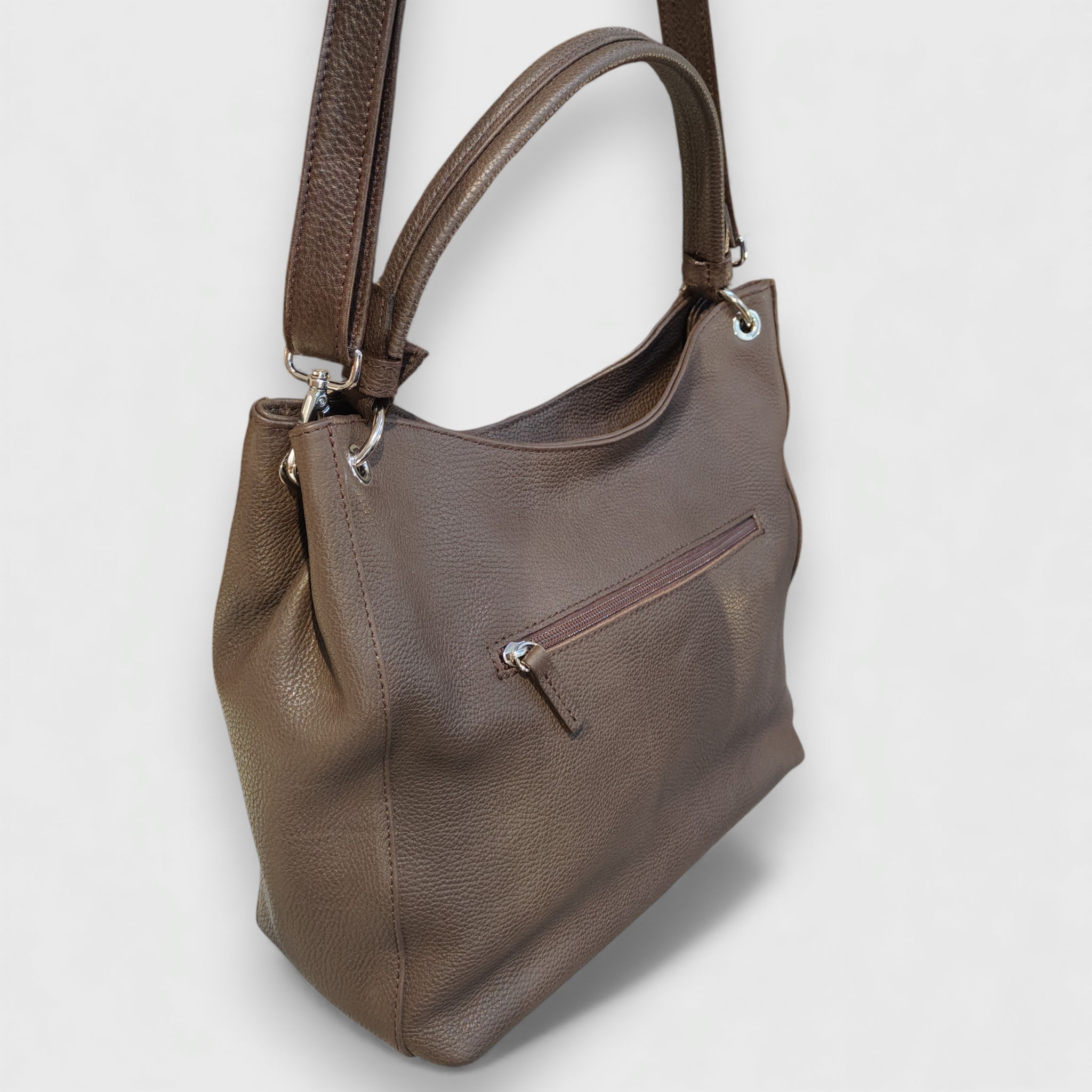 Pelletteria Pelle Nuda Milano, Artigianato Italiano, Vera pelle, Negozio borse donna, Cris marrone