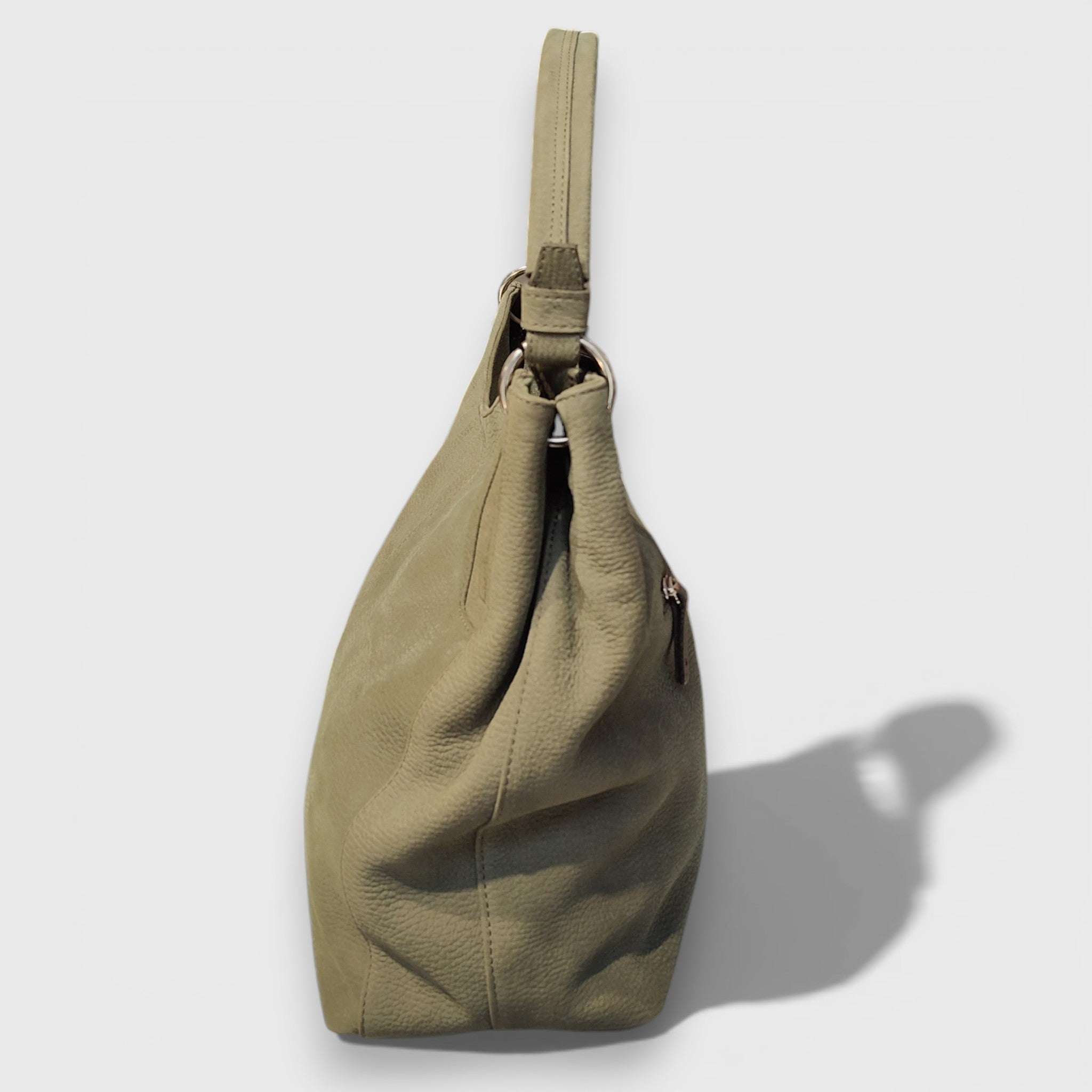 Pelletteria Pelle Nuda Milano, Artigianato Italiano, Vera pelle, Negozio borse donna, Cris verde nabuk