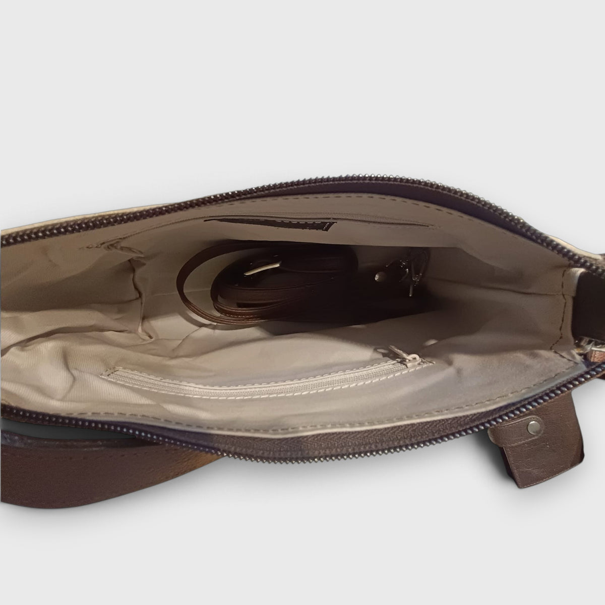 Pelletteria Pelle Nuda Milano, Vera pelle Italiana, Negozio borse donna, Dalila cavallino beige