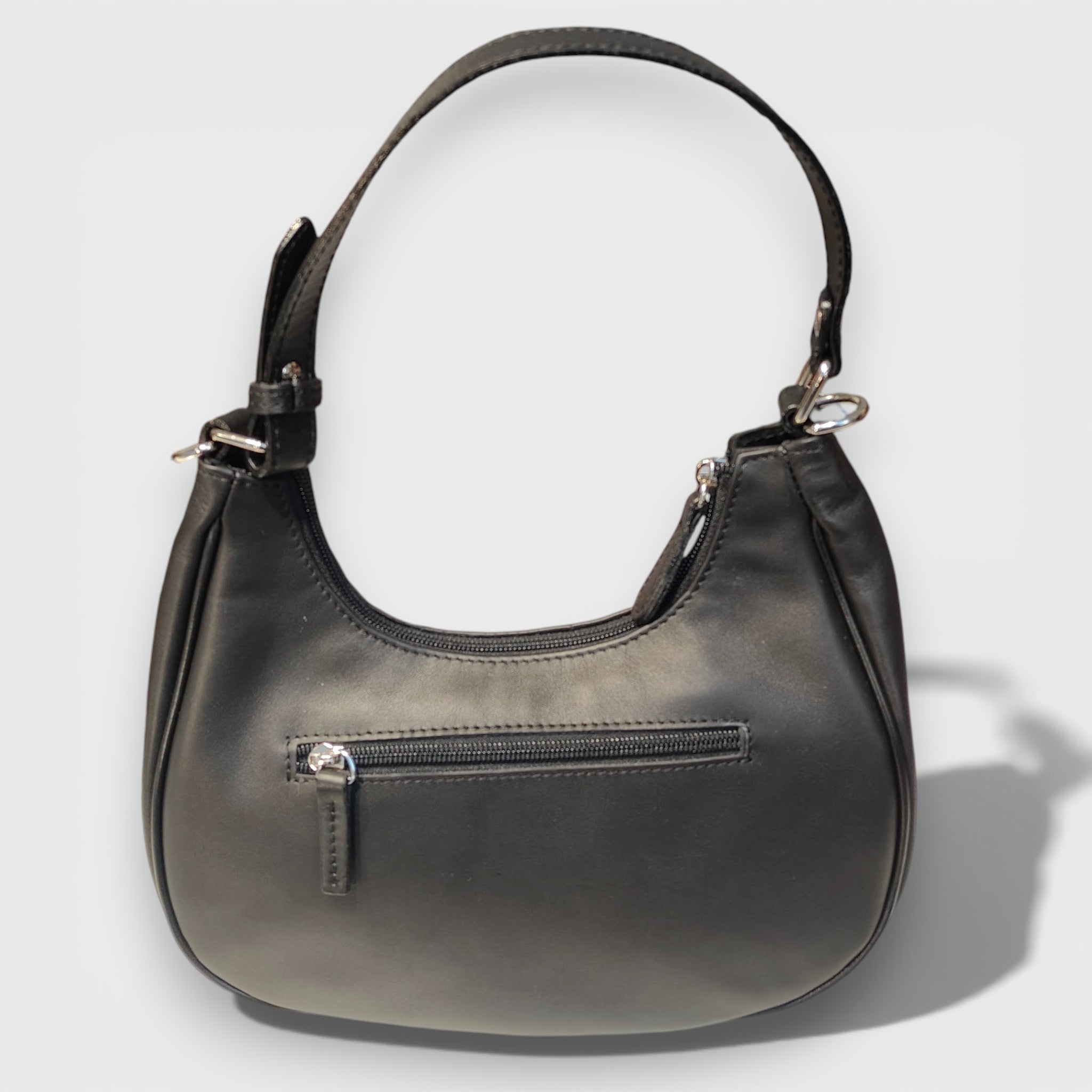 Pelletteria Pelle Nuda Milano, Artigianato Italiano, Vera pelle, Negozio borse donna, Dalila in pelle nera