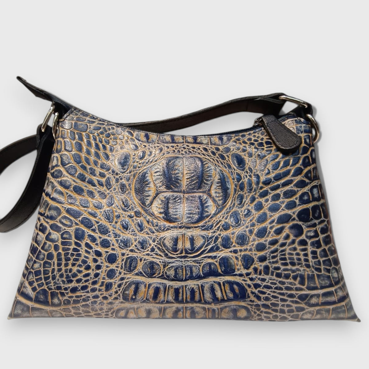 Pelletteria Pelle Nuda MIlano, Vera pelle italiana, Negozio borse donna, Dalila blu cocco