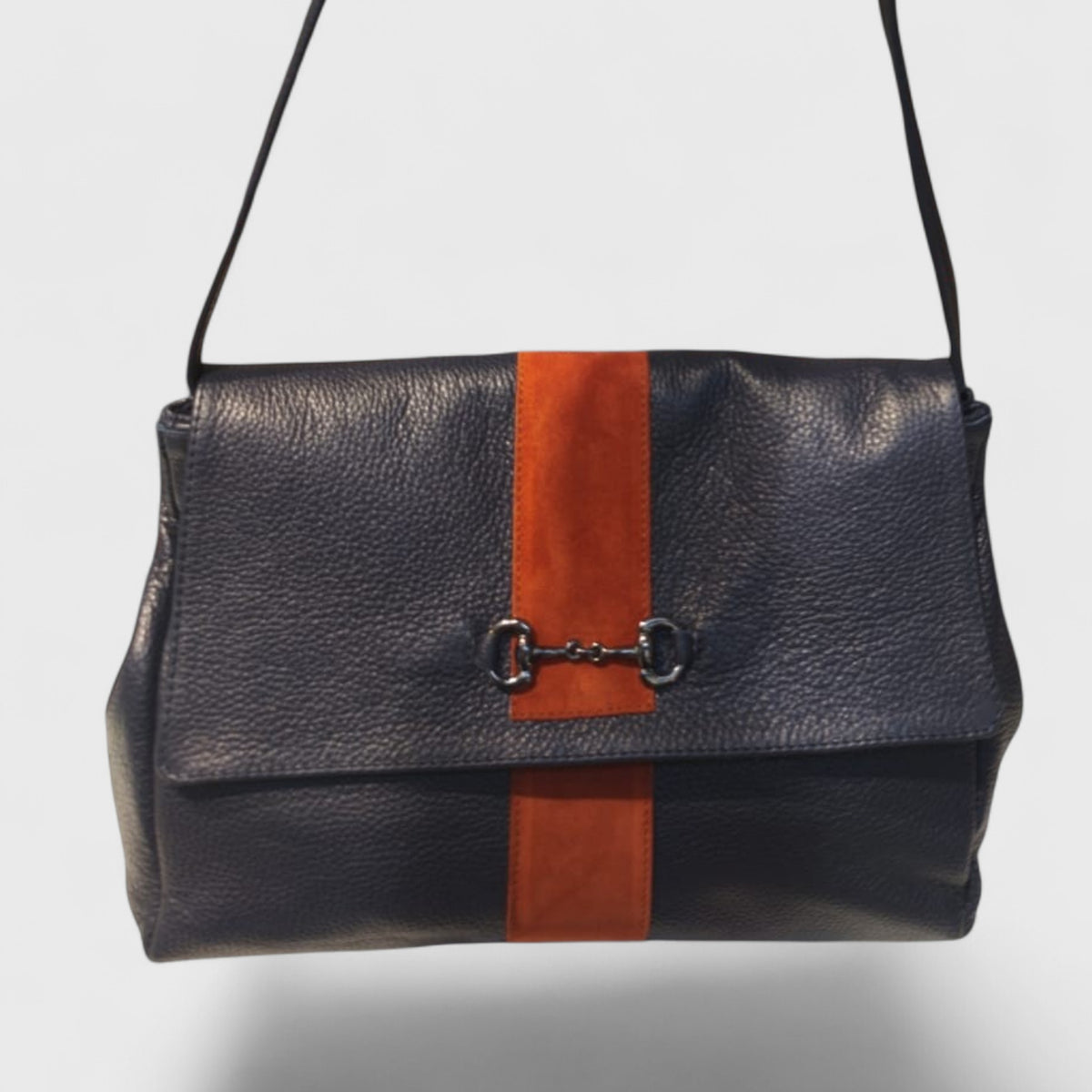 Pelletteria Pelle Nuda Milano, Vera pelle Italiana, Negozio borse donna, Dora Blu