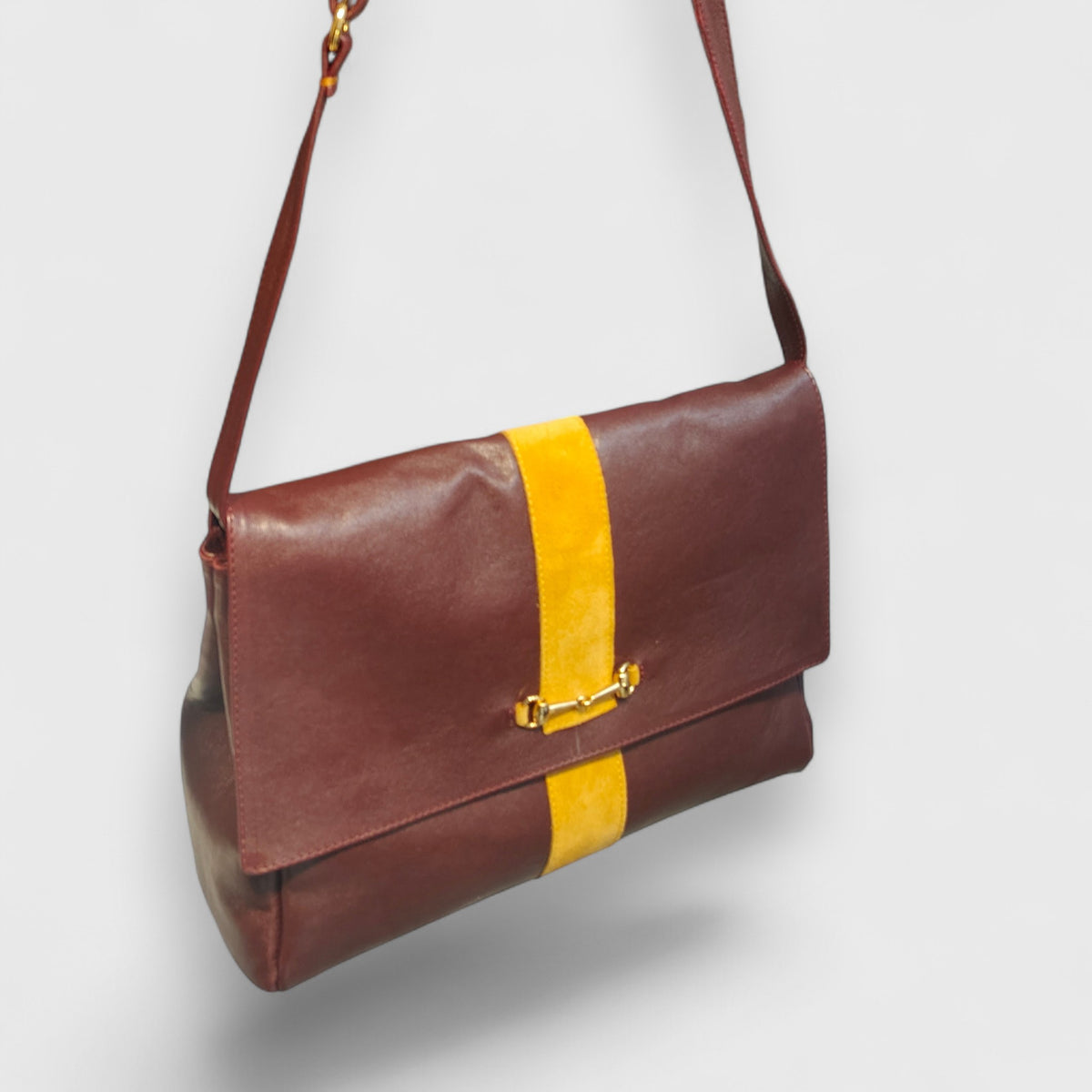 Pelletteria Pelle Nuda Milano, Vera pelle italiana, Negozio borse donna, Dora bordeaux
