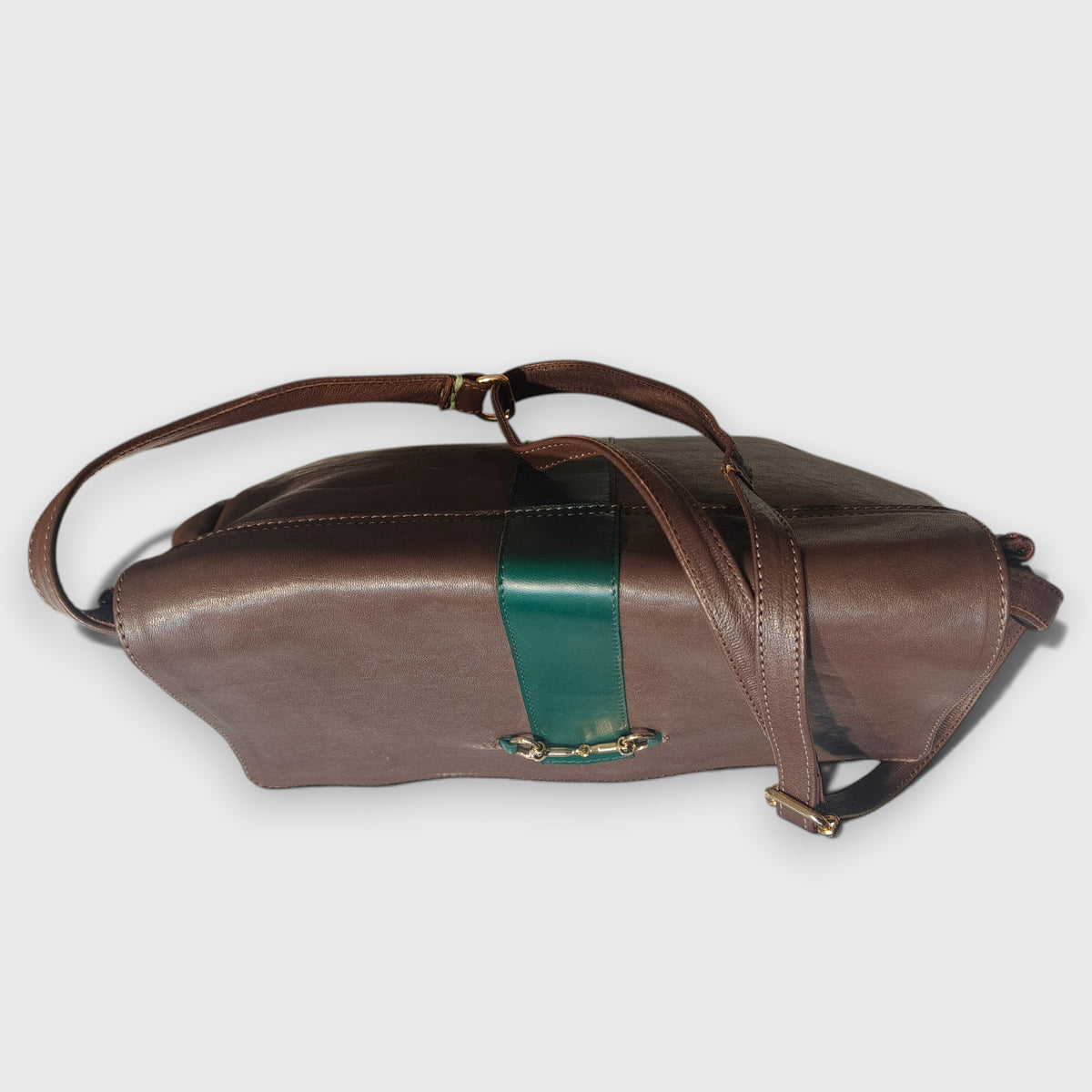Pelletteria Pelle Nuda Milano, Vera pelle Italiana, Negozio borse donna, Artigianato italiano, Dora marrone