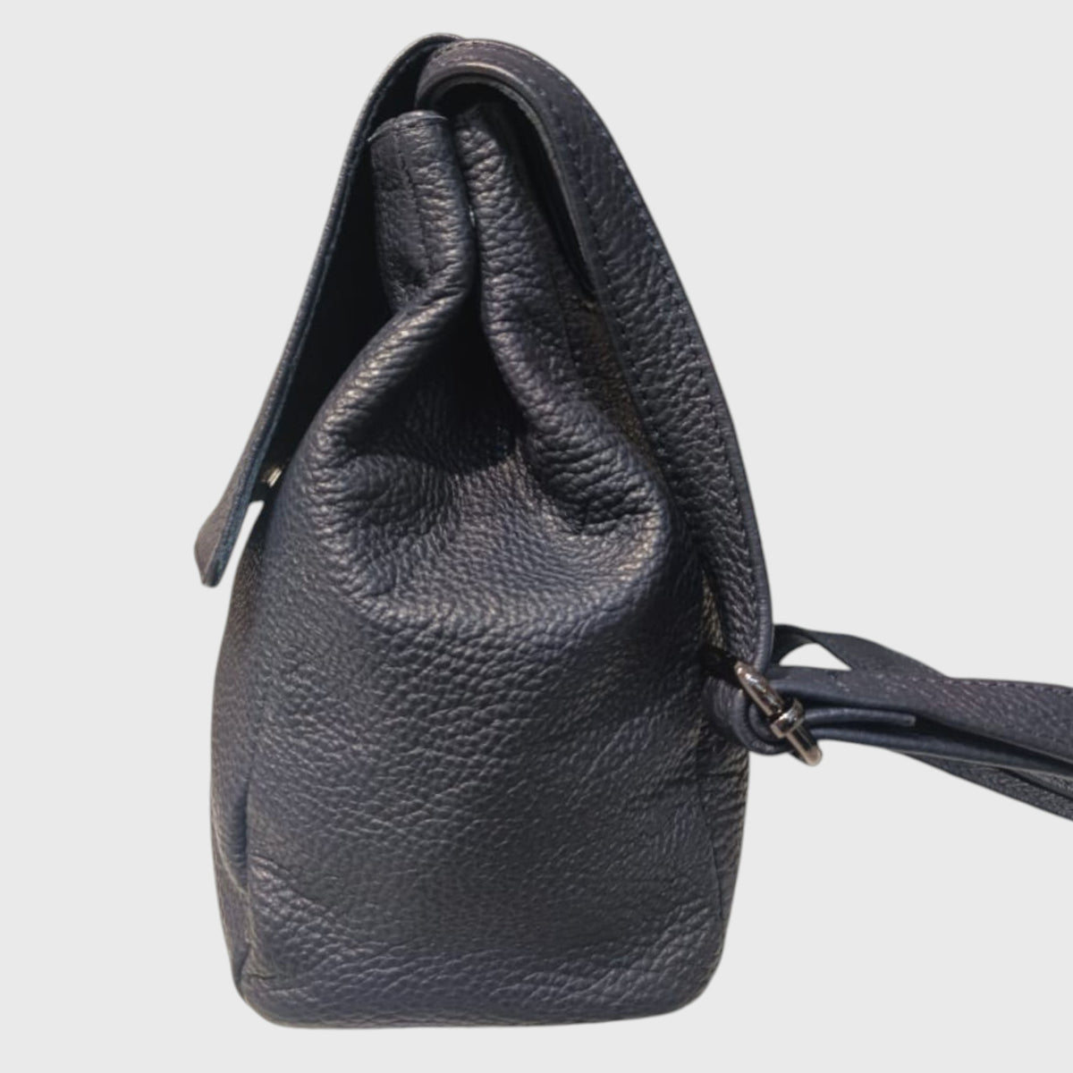 Pelletteria Pelle Nuda Milano, Vera pelle Italiana, Negozio borse donna, Dora Blu