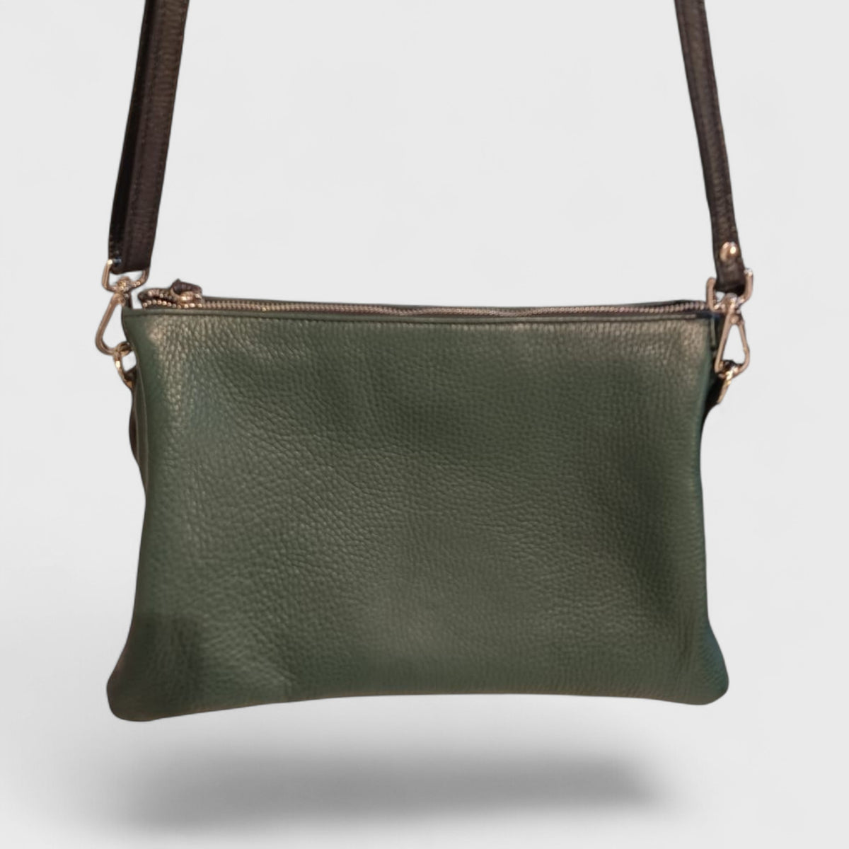 Pelletteria Pelle Nuda Milano, Vera pelle italiana, Negozio borse donna, Federica verde