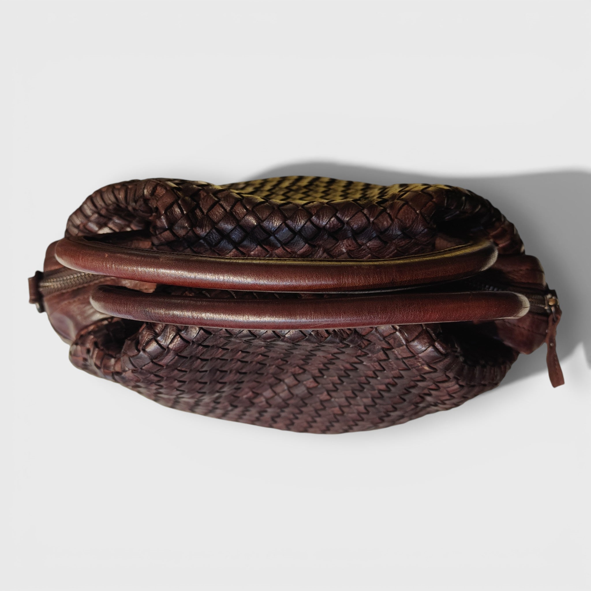 Pelletteria Pelle Nuda Milano, Artigianato italiano, Vera pelle, Negozio borse donna, Frida intrecciata